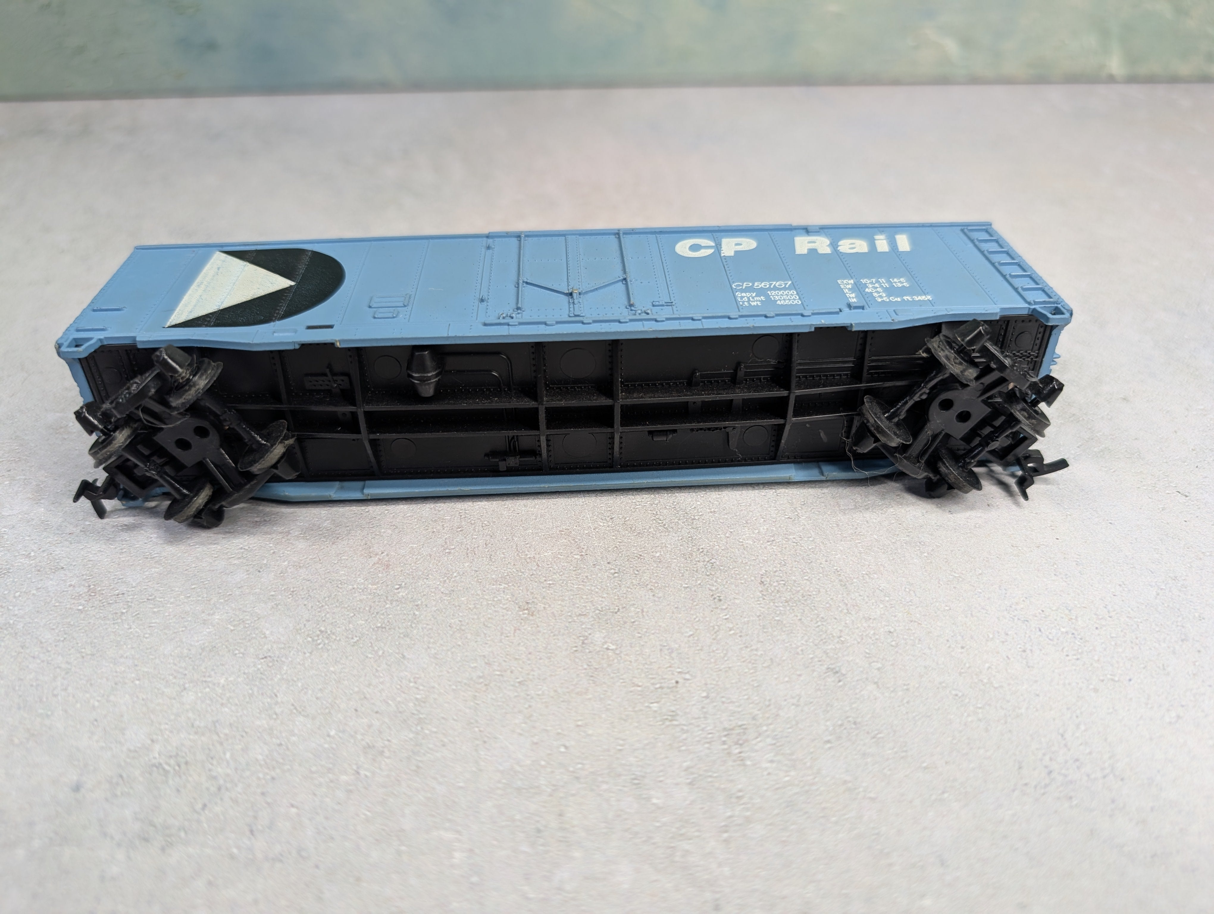 USED Tyco HO Scale 50' Box Car CP Rail CP #56767