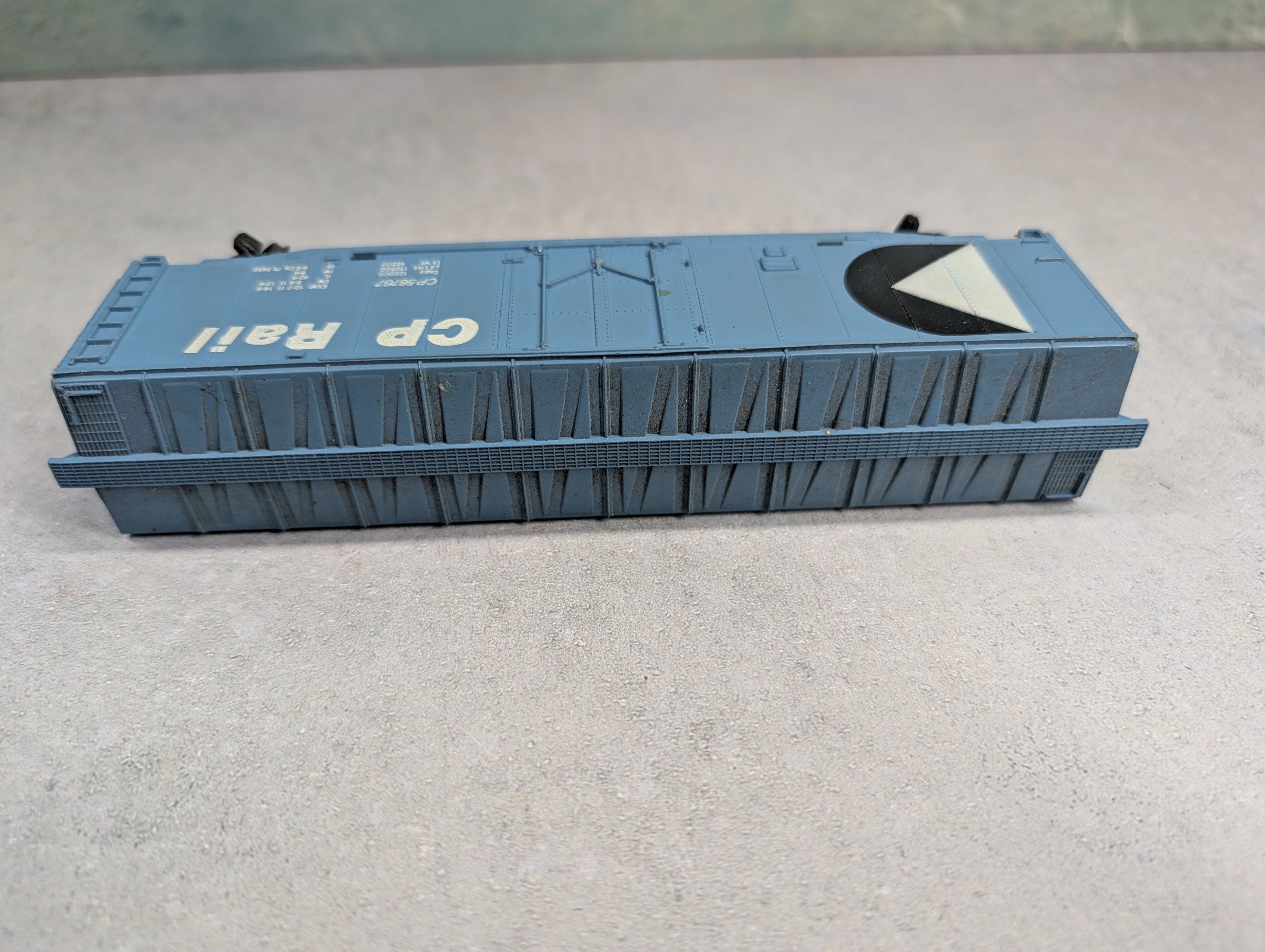 USED Tyco HO Scale 50' Box Car CP Rail CP #56767