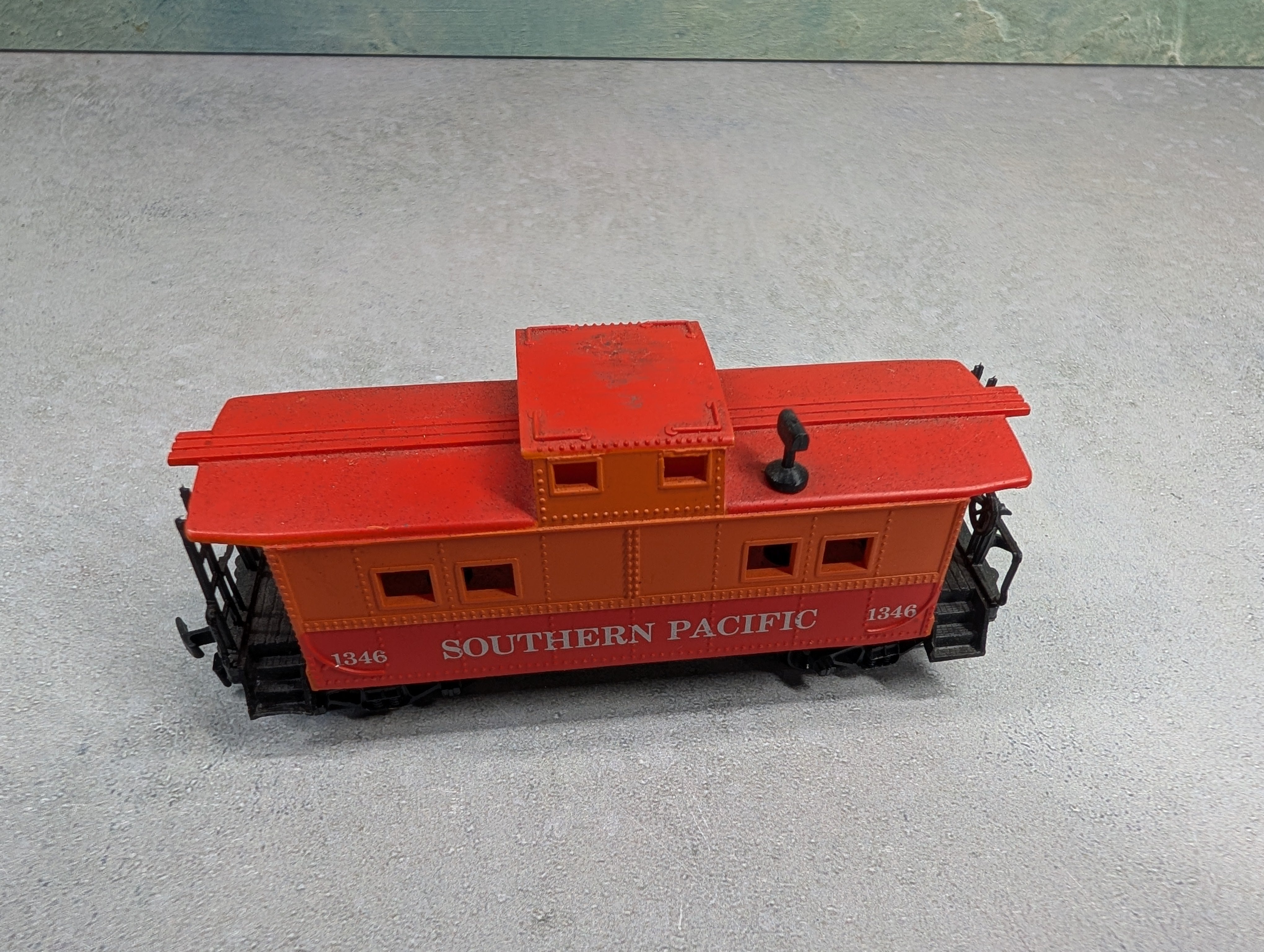 USED Life-Like HO Scale Caboose Southern Pacific #1346