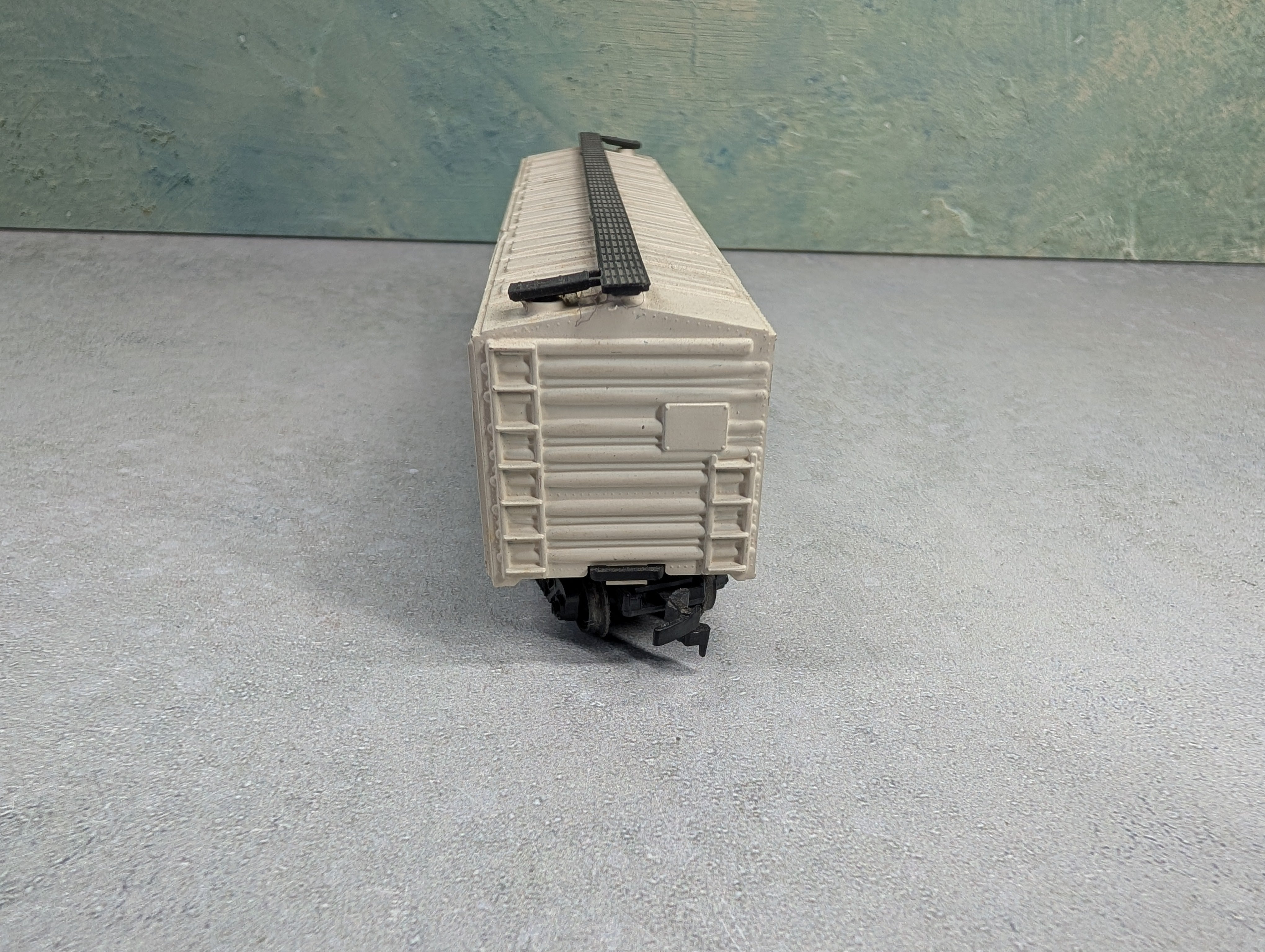 USED HO Scale 50' Box Car Duro It Right!