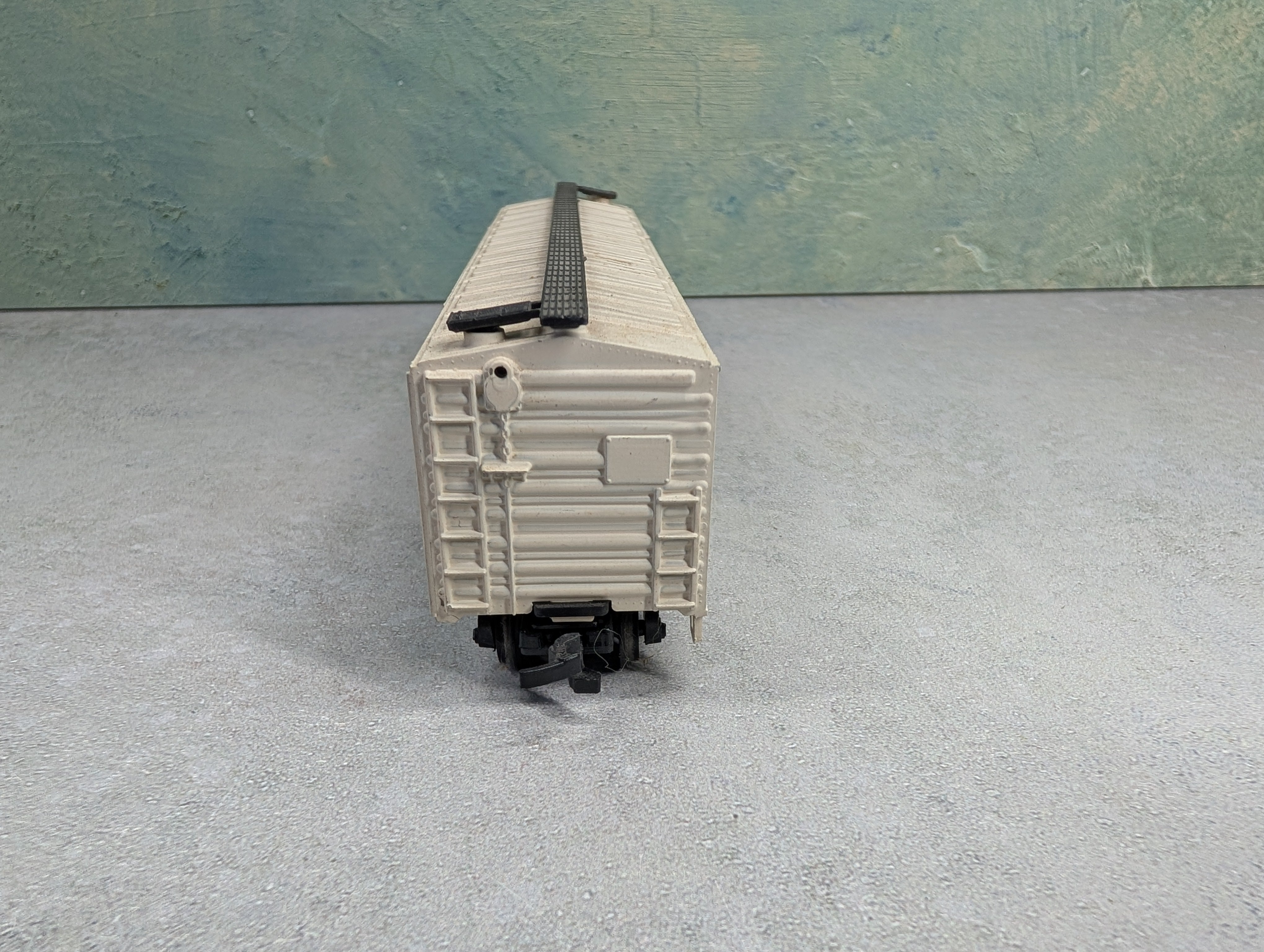 USED HO Scale 50' Box Car Duro It Right!