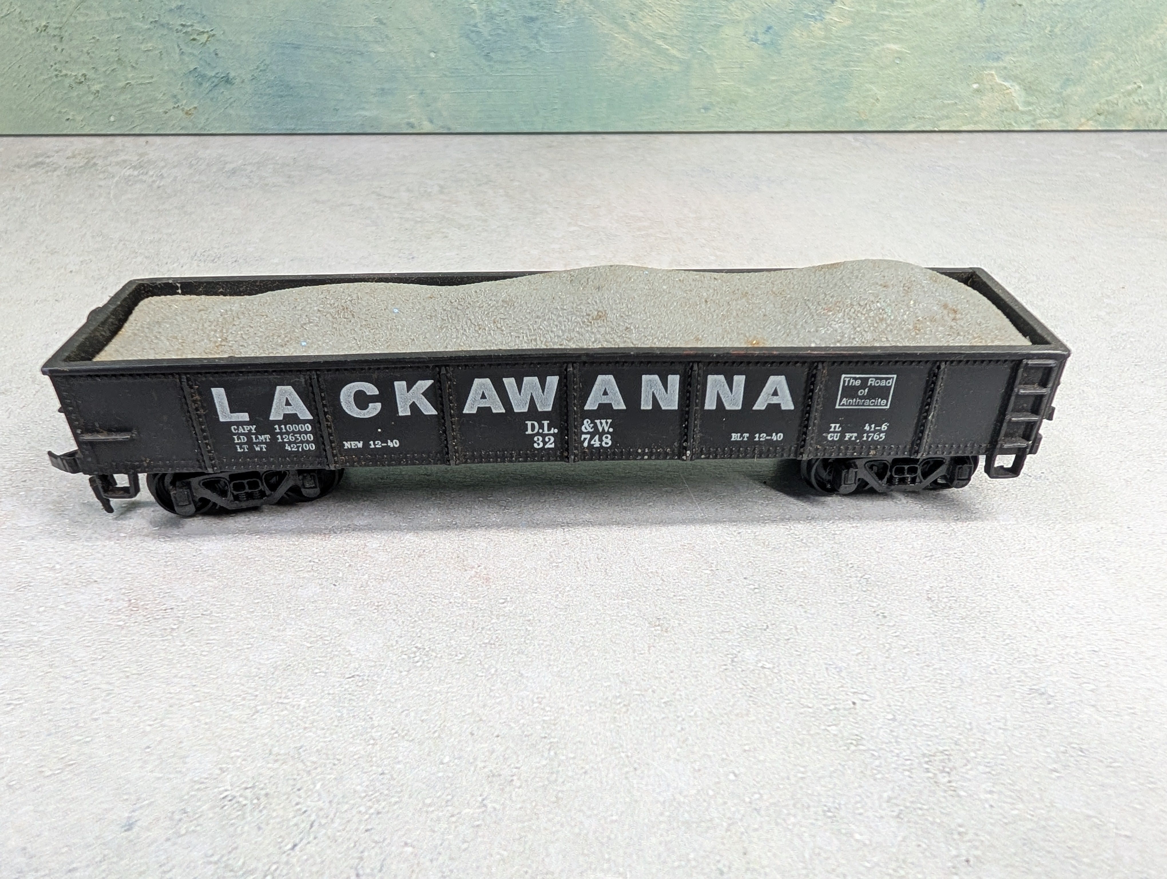 USED AHM HO Scale Gondola Lackawanna DL&W #32748