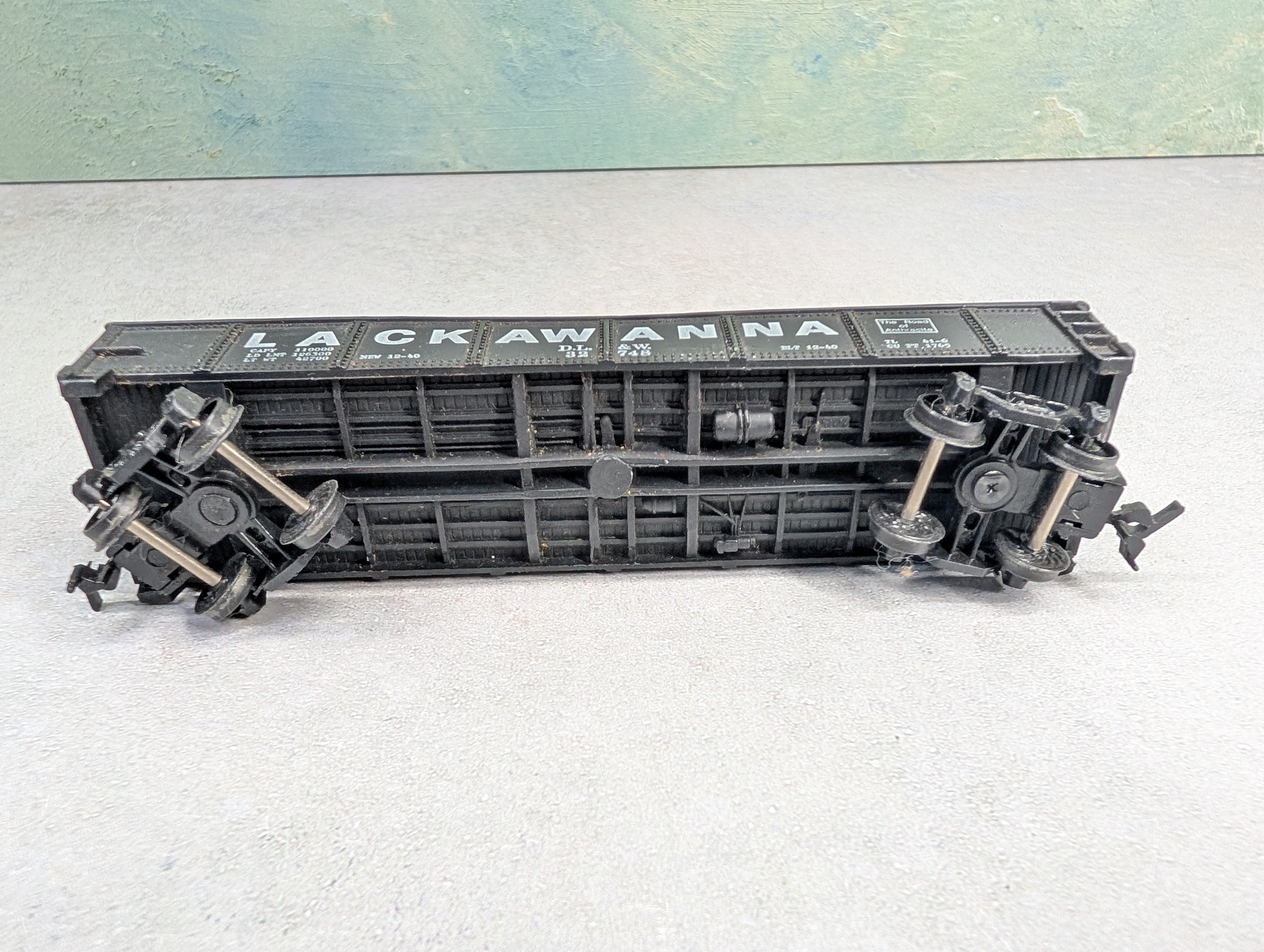 USED AHM HO Scale Gondola Lackawanna DL&W #32748