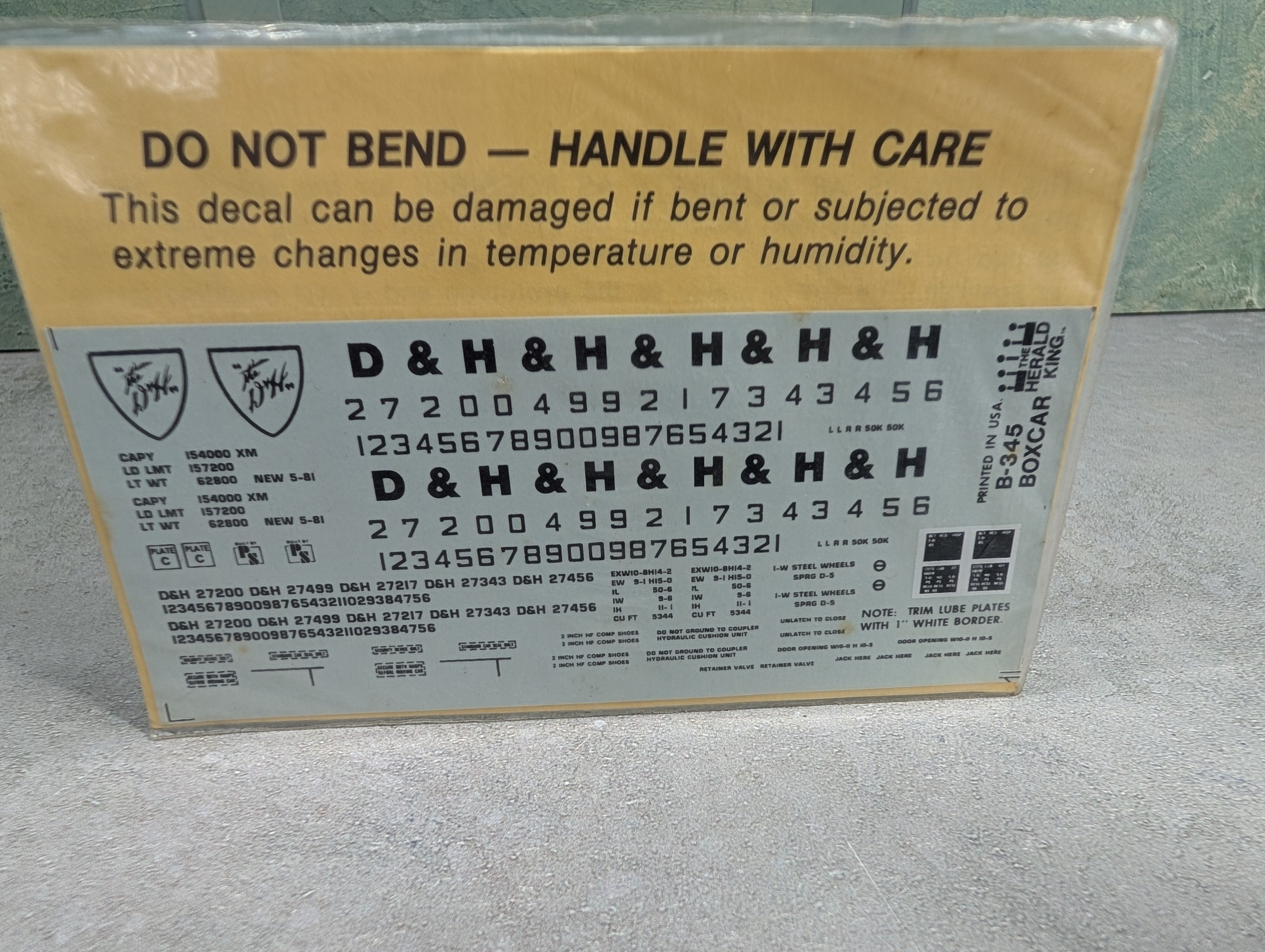 The Herald King B-345 HO Scale Orange 50' Box Car 5-81 Delaware and Hudson Decals