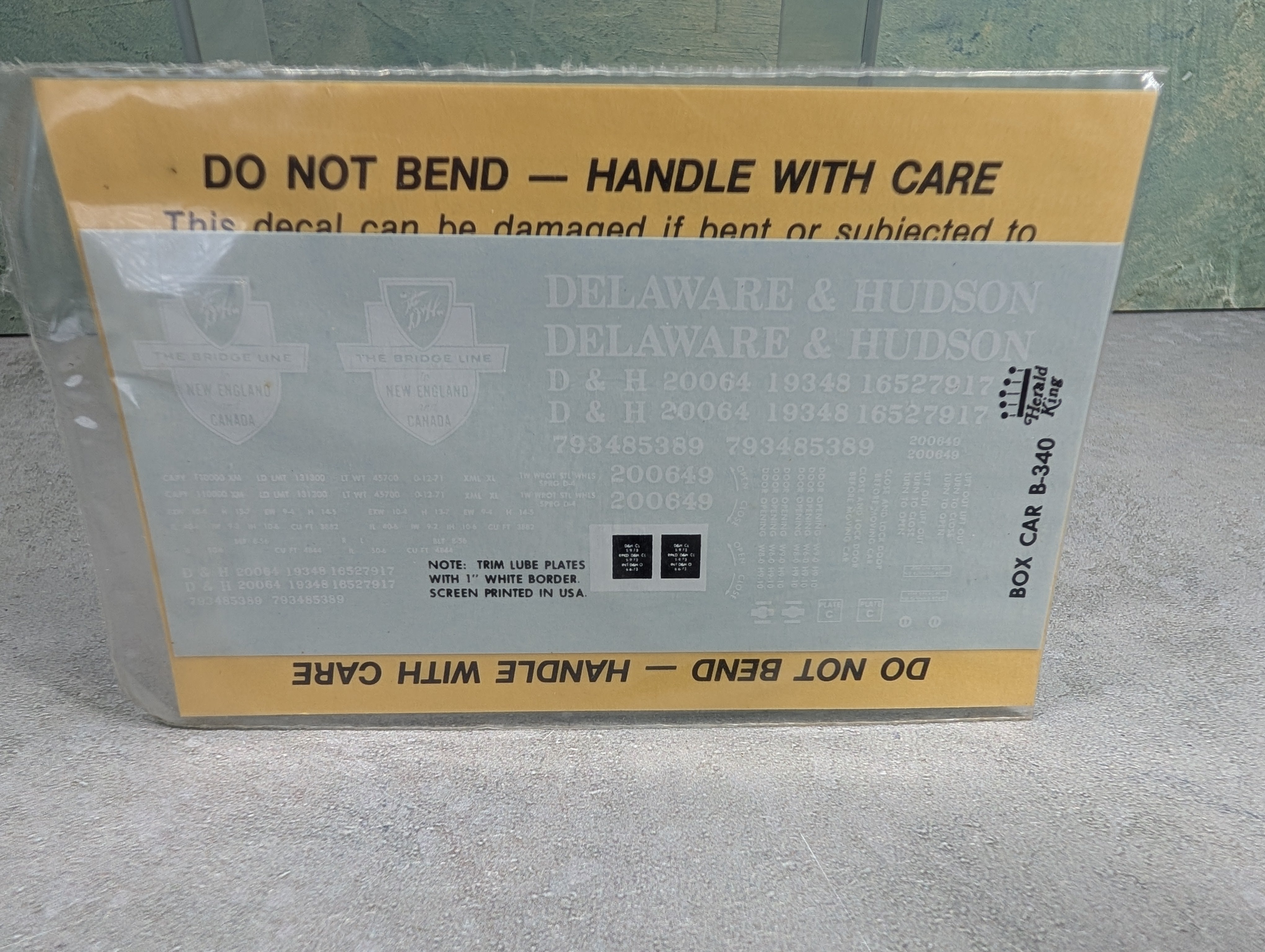 The Herald King B-340 HO Scale Red 40' or 50' Box Car 12-71 Delaware and Hudson Decals