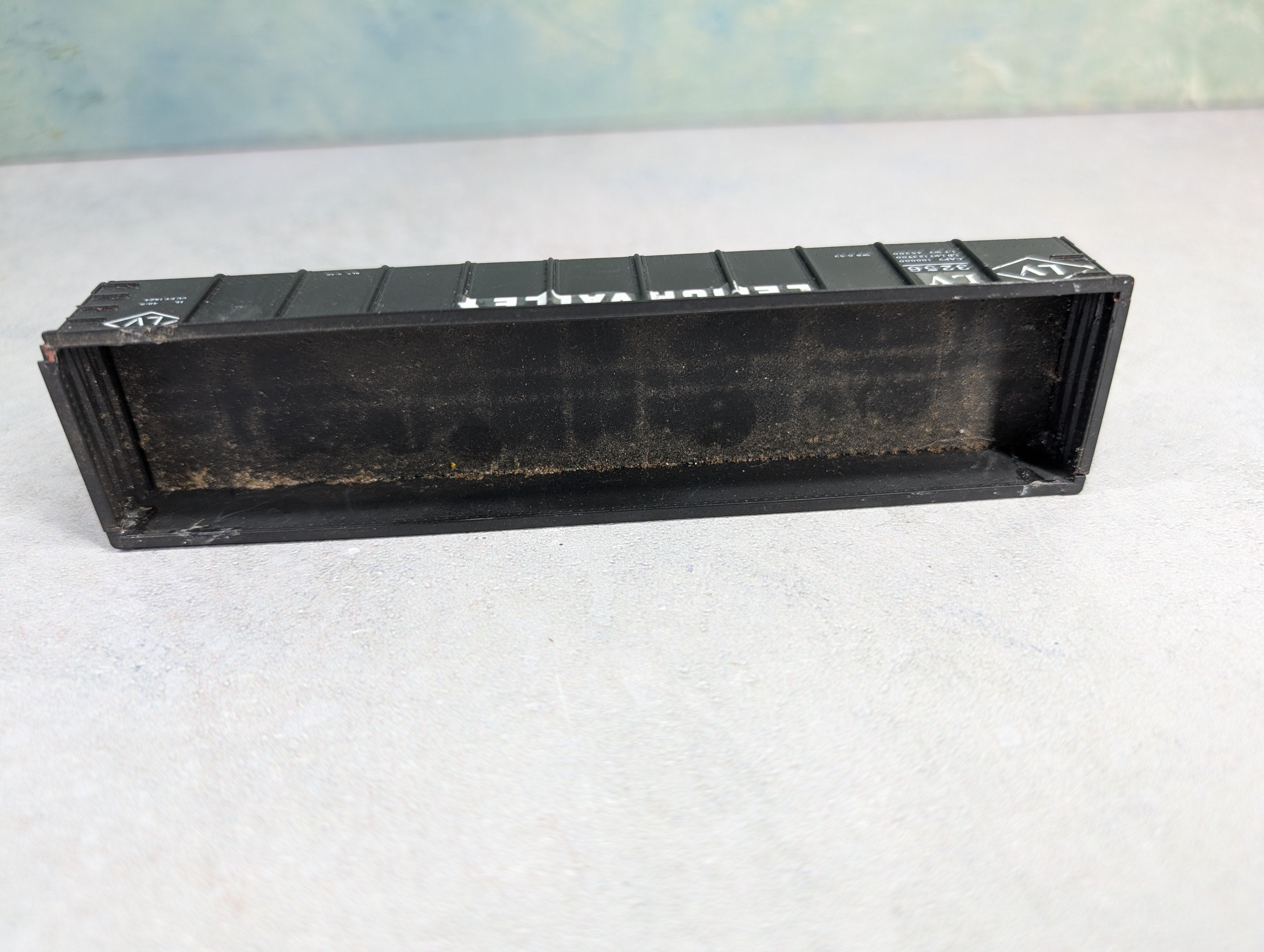 USED Accurail HO Scale AAR 41' Steel Gondola Lehigh Valley LV #3256 Custom Decals