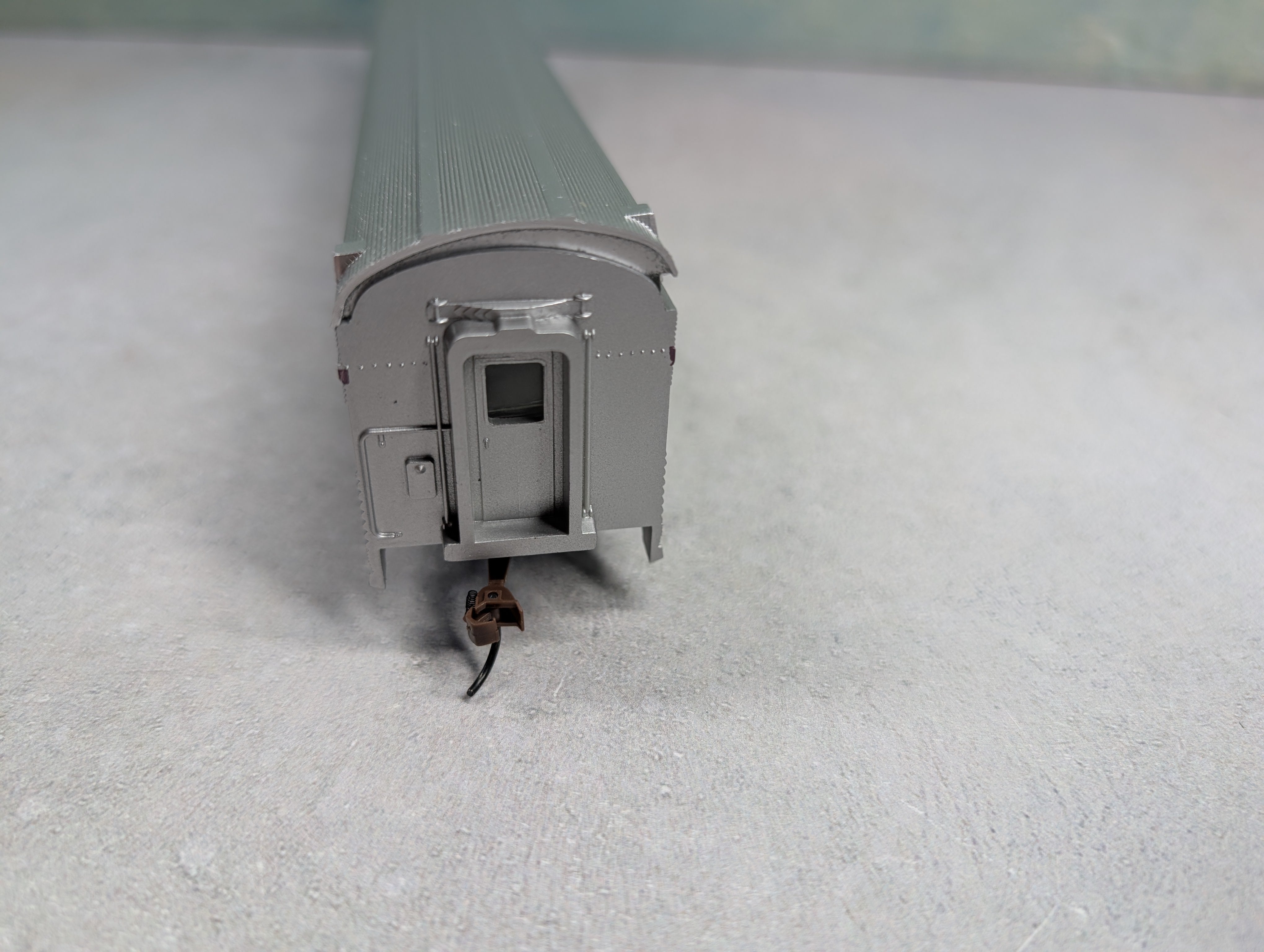 USED Con-Cor #1-075101 HO Scale 85' Slumber Coach - Corrug Sides Atlantic Coast Line Bryan County