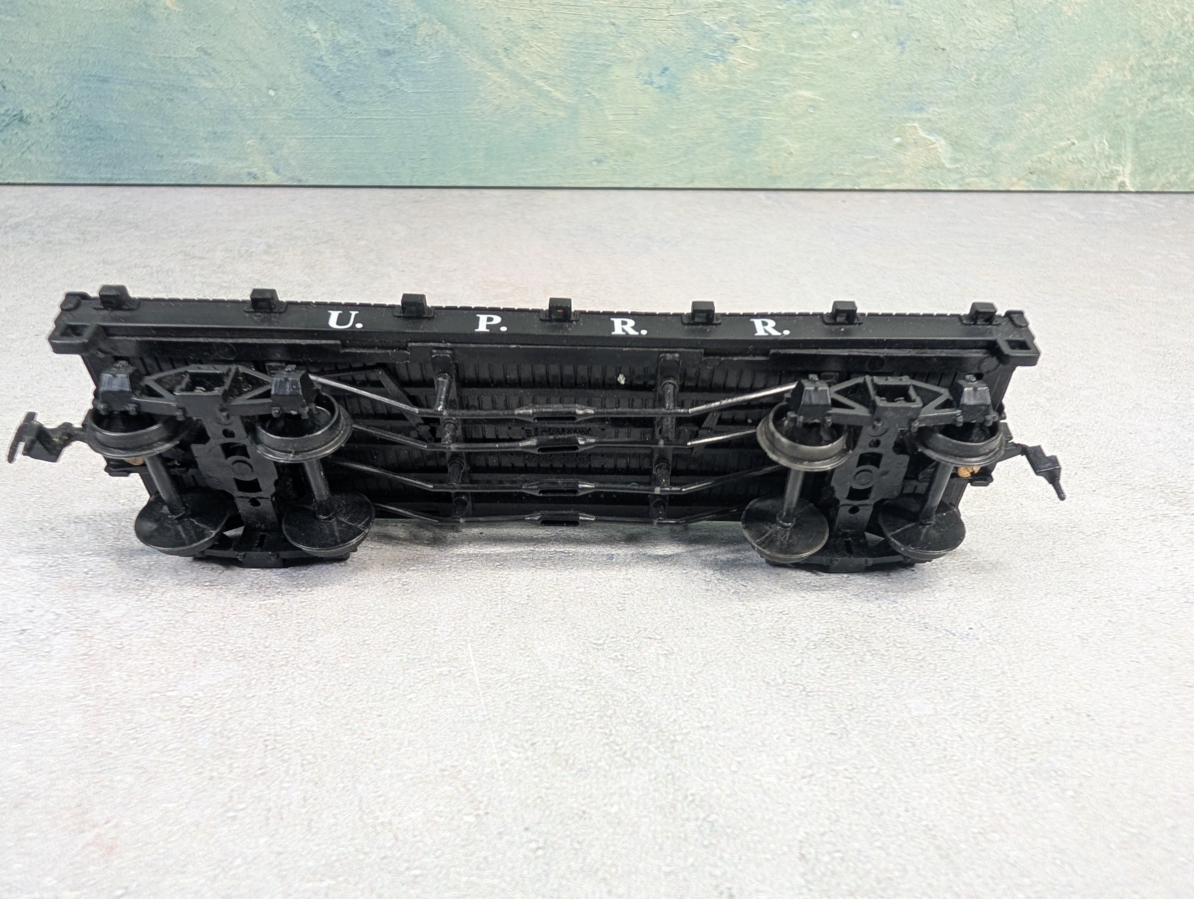 USED Bachmann HO Scale Old Time Flat Car Union Pacific UPRR Rough Wood Deck