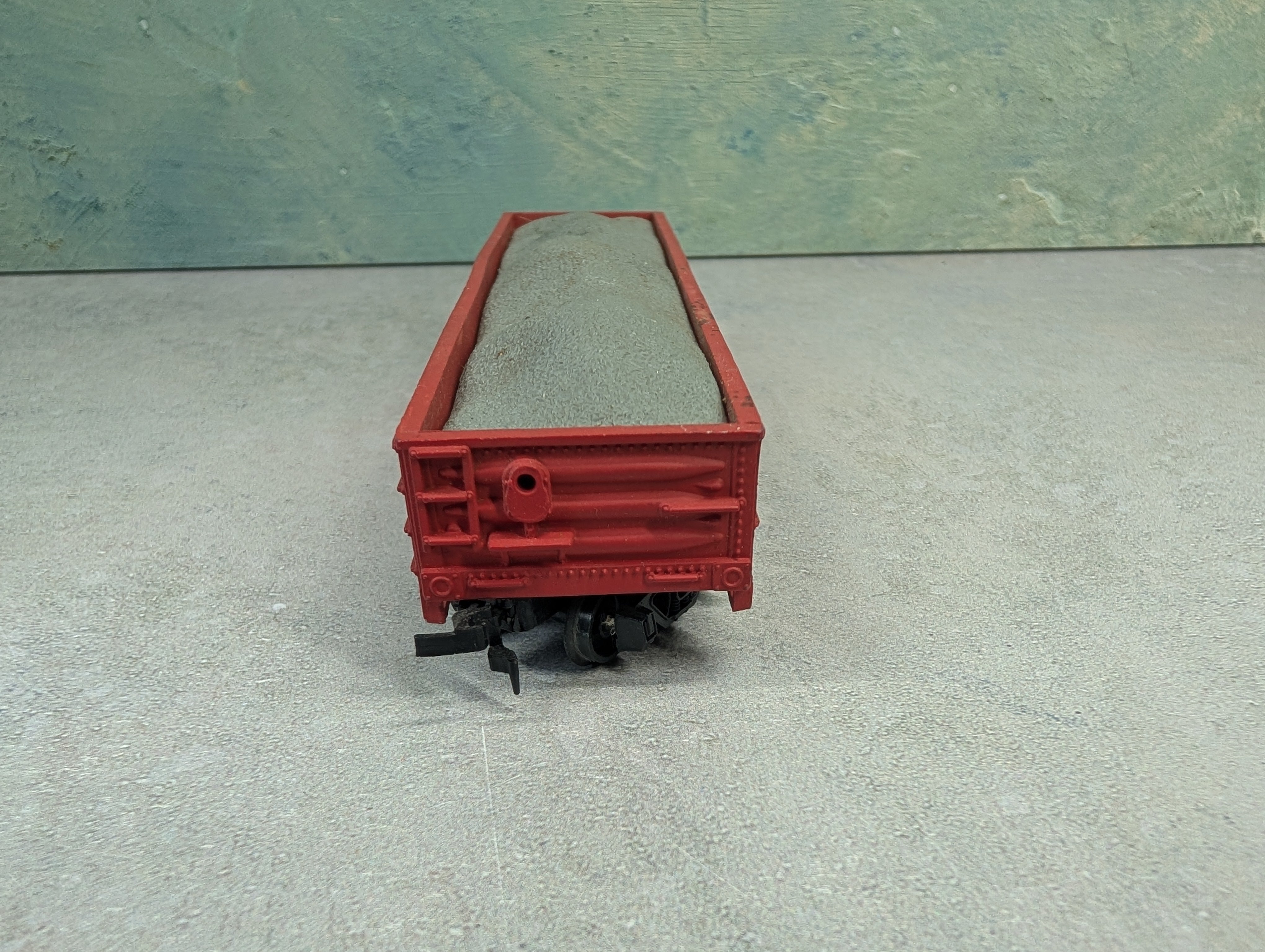 USED AHM HO Scale 40' Flat Car Norfolk Southern Original #7700 w/ Rock Load