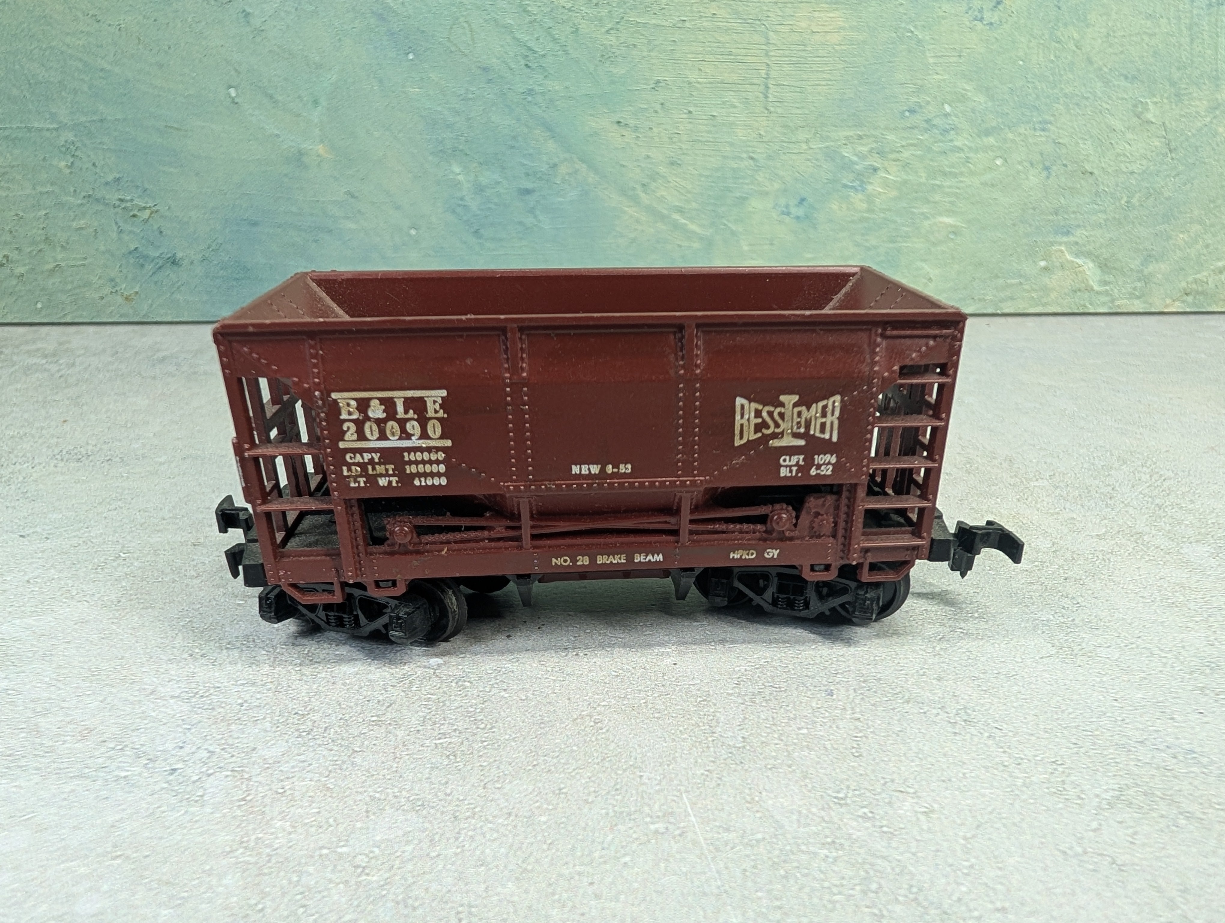 USED AHM HO Scale Ore Car Bessemer and Lake Erie Railroad B&LE #20090