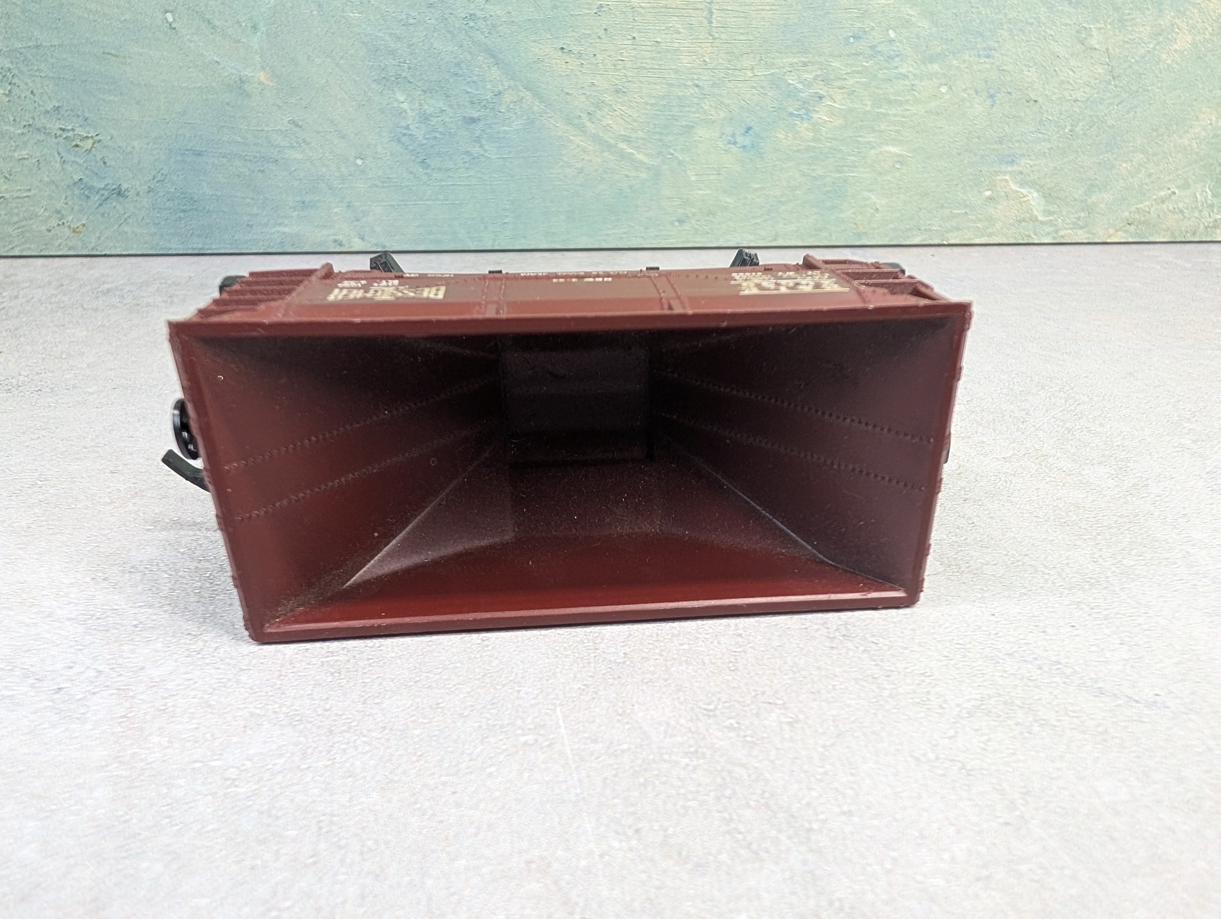 USED AHM HO Scale Ore Car Bessemer and Lake Erie Railroad B&LE #20090