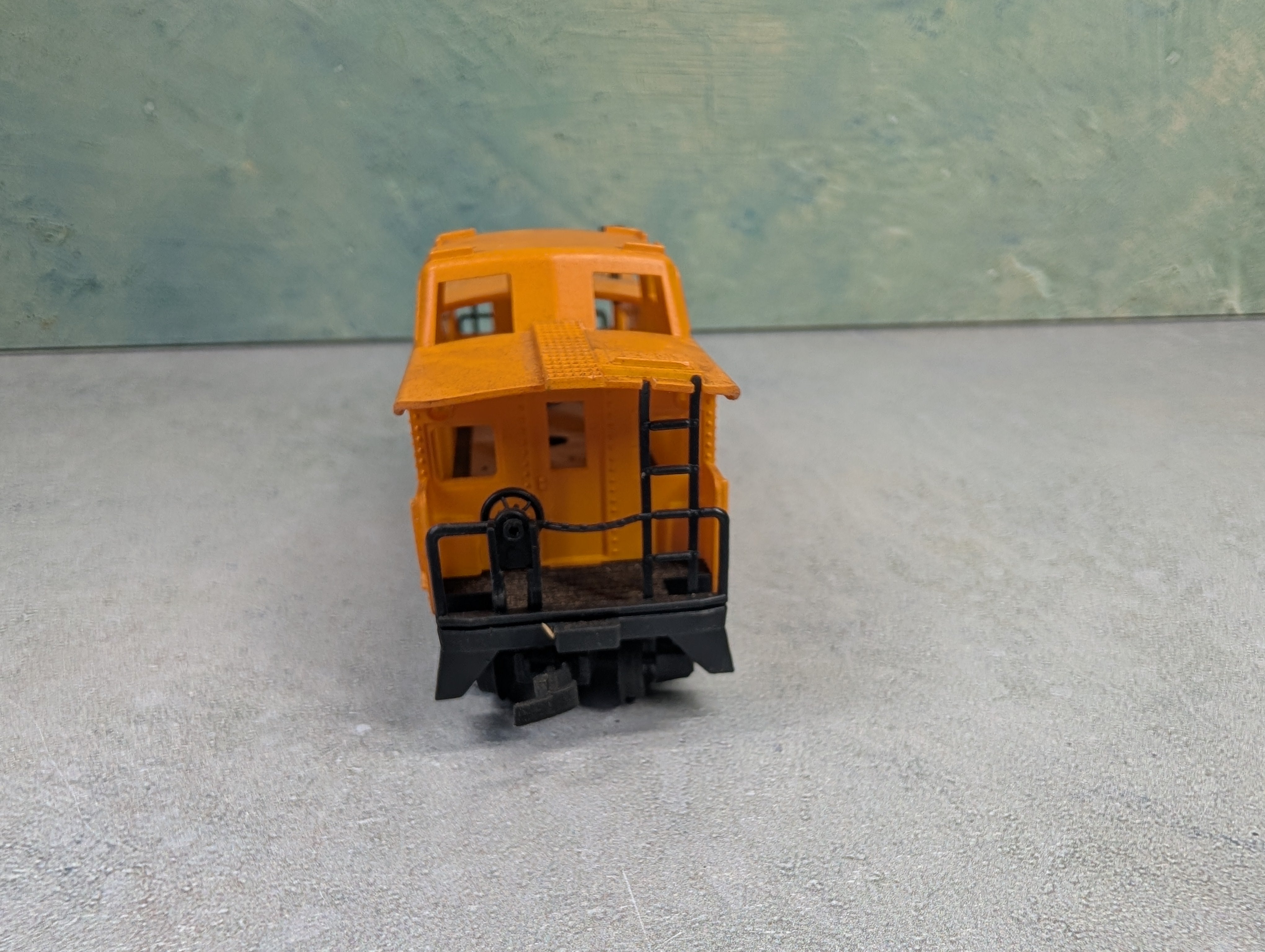 USED Tyco HO Scale Caboose Union Pacific #654