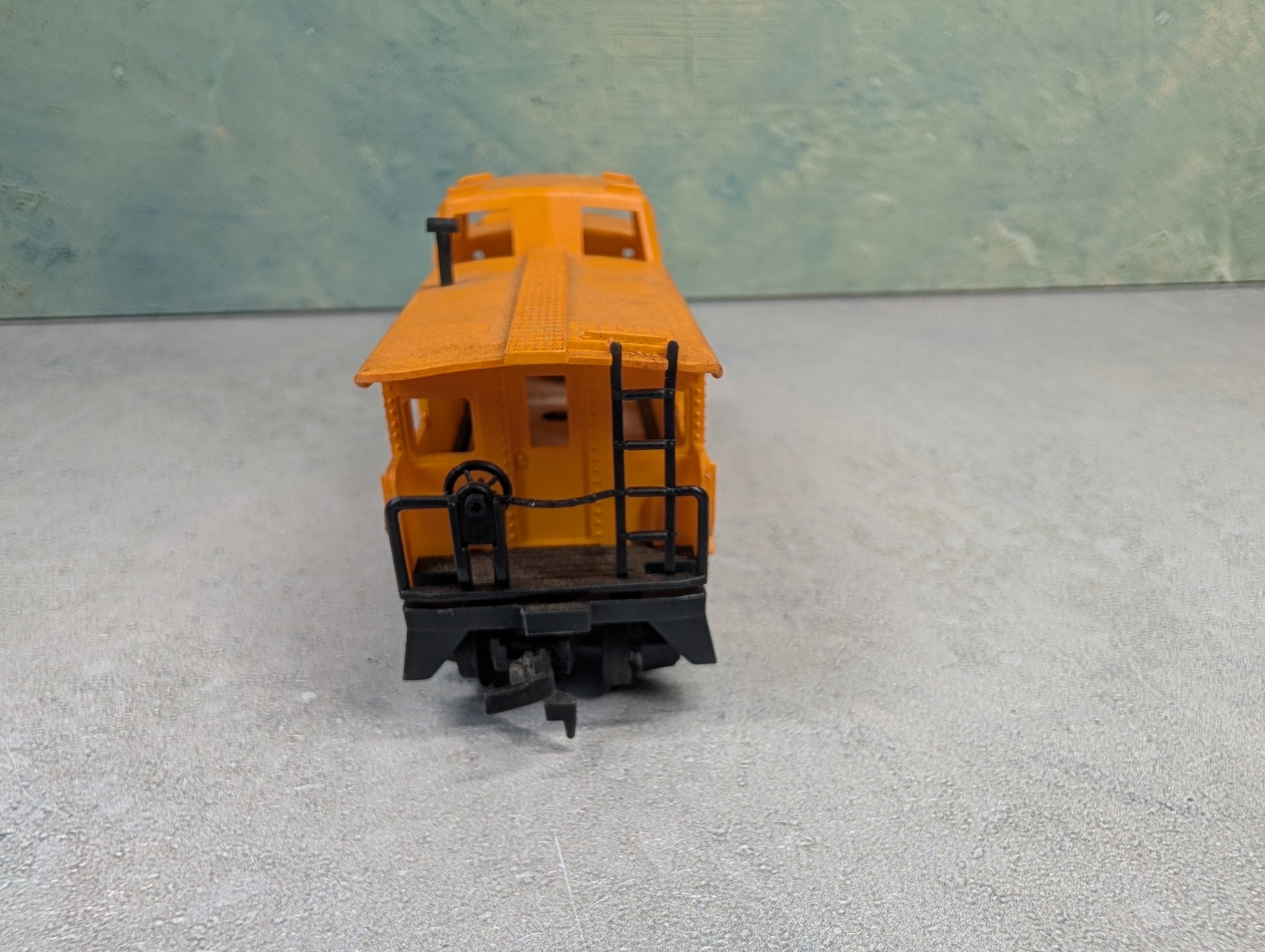 USED Tyco HO Scale Caboose Union Pacific #654