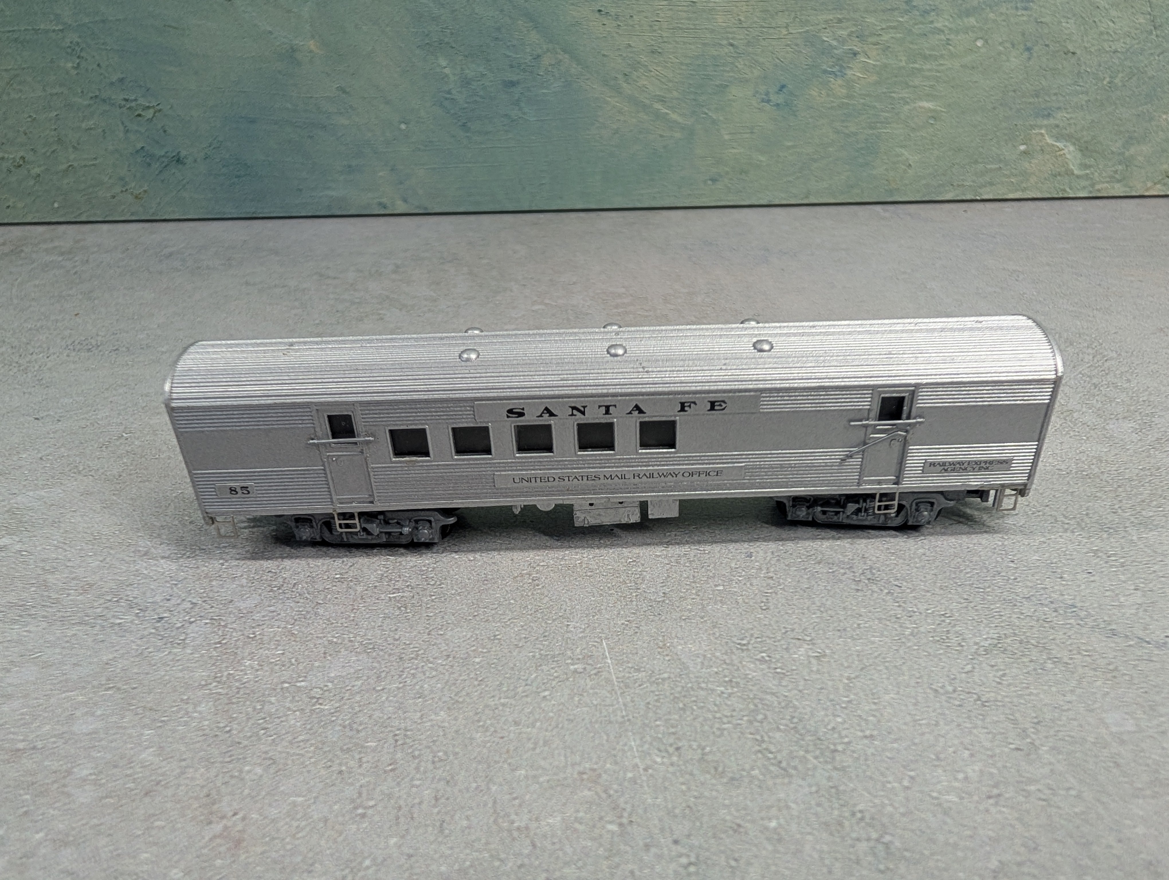 USED Arnold Rapido N Scale RPO Coach Car Santa Fe REA #85