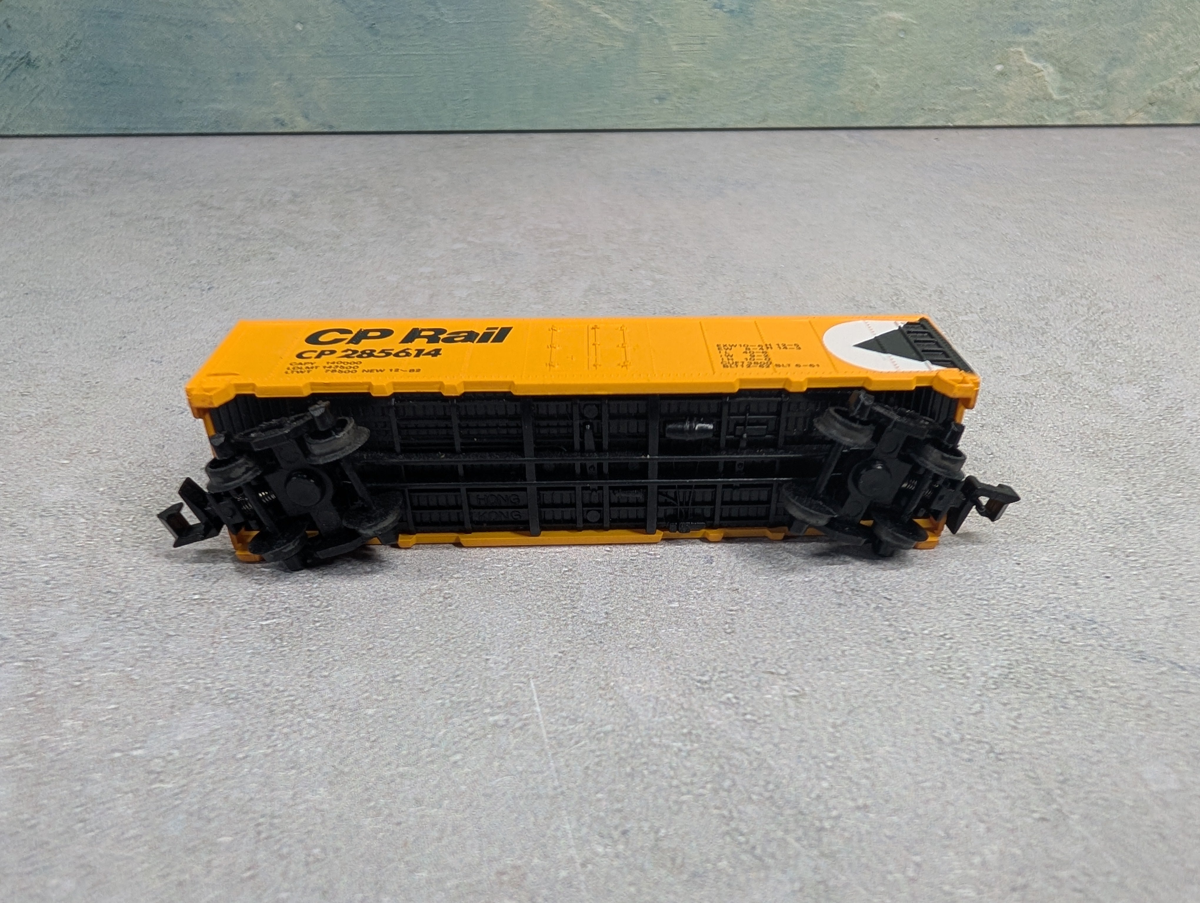 USED Model Power N Scale 40' Box Car Canadian Pacific CP #285614