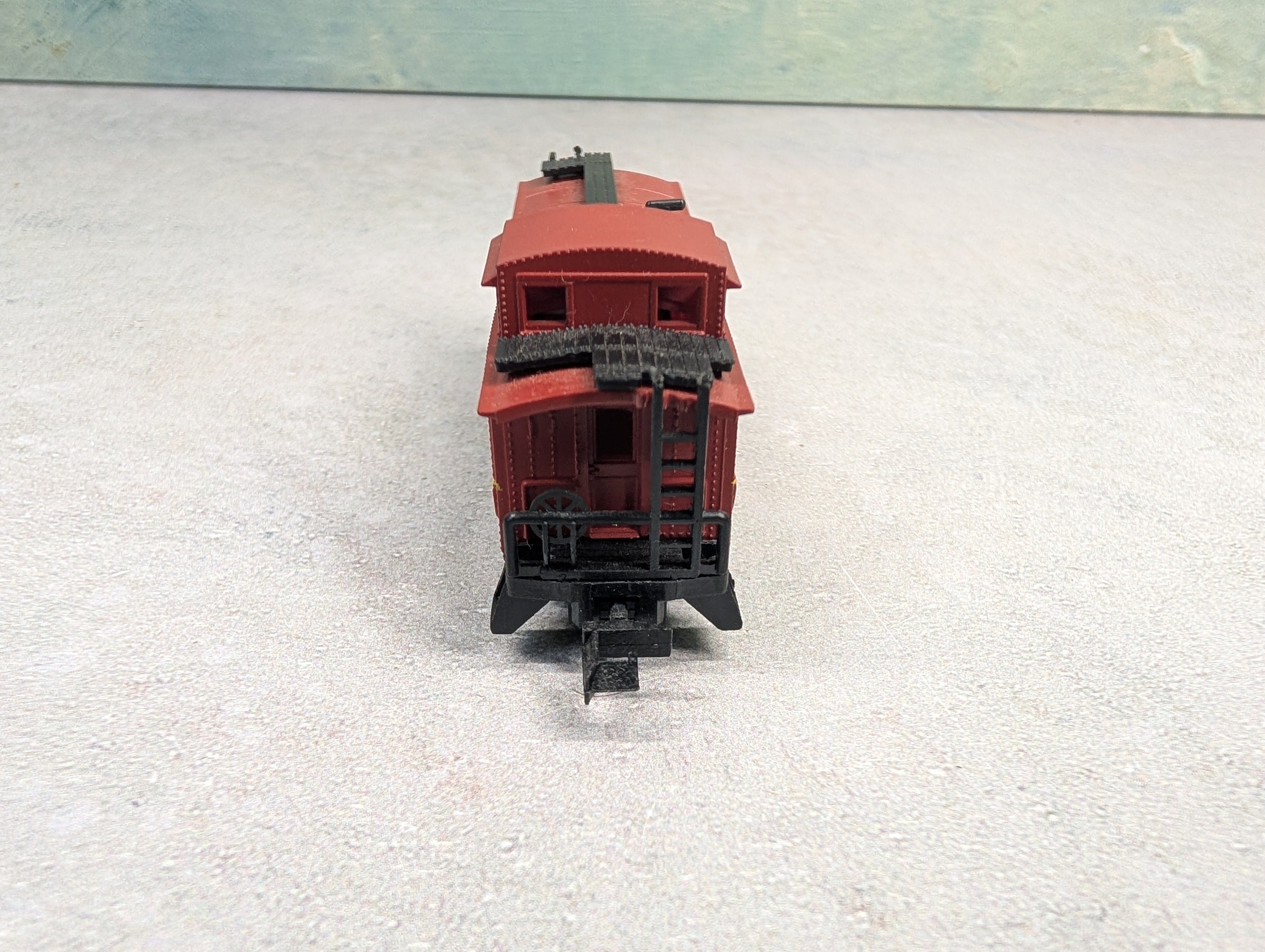 USED Life-Like N Scale Caboose Santa Fe ATSF #1943