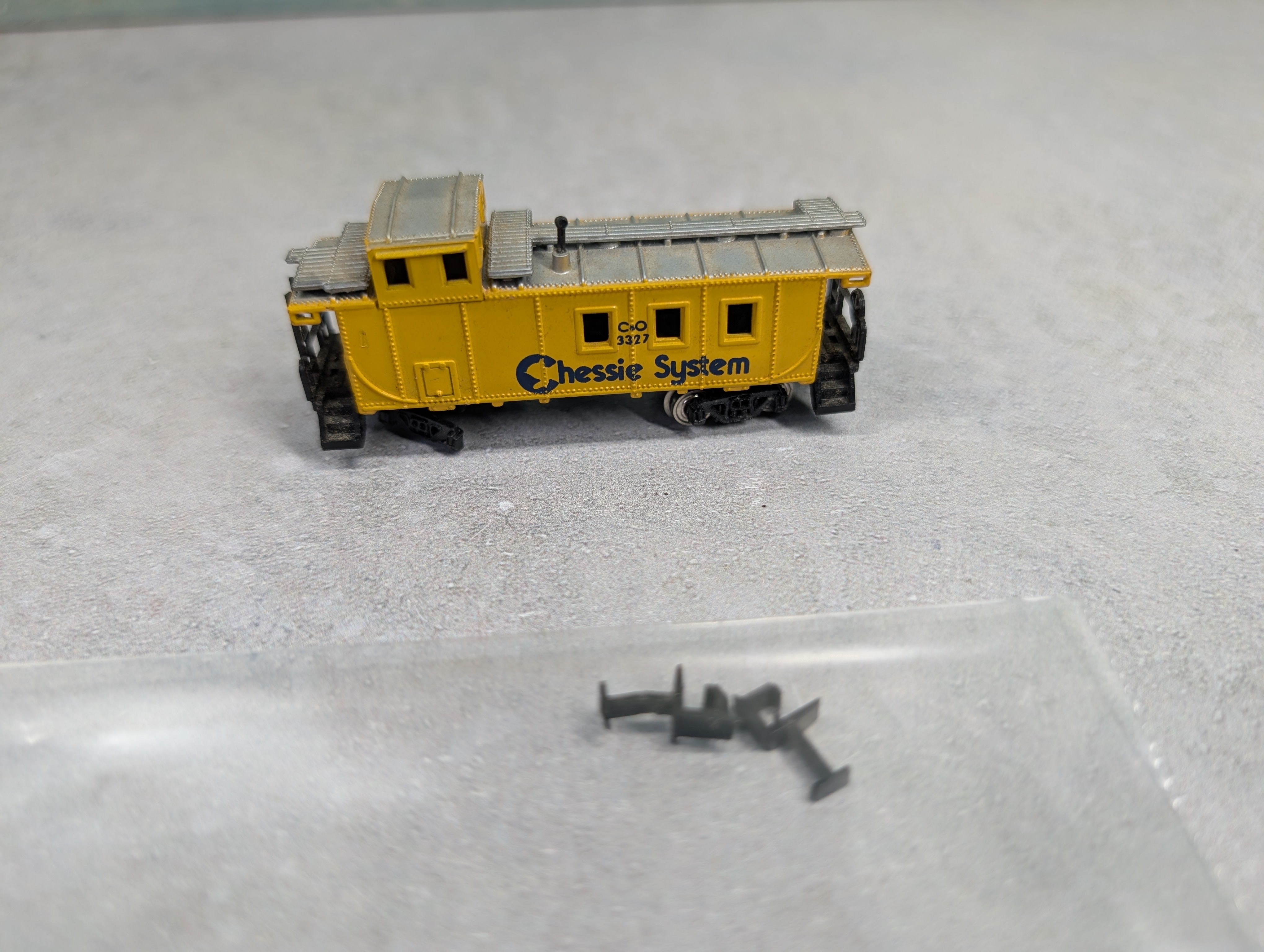 USED Bachmann N Scale Caboose Chessie System C&O #3327
