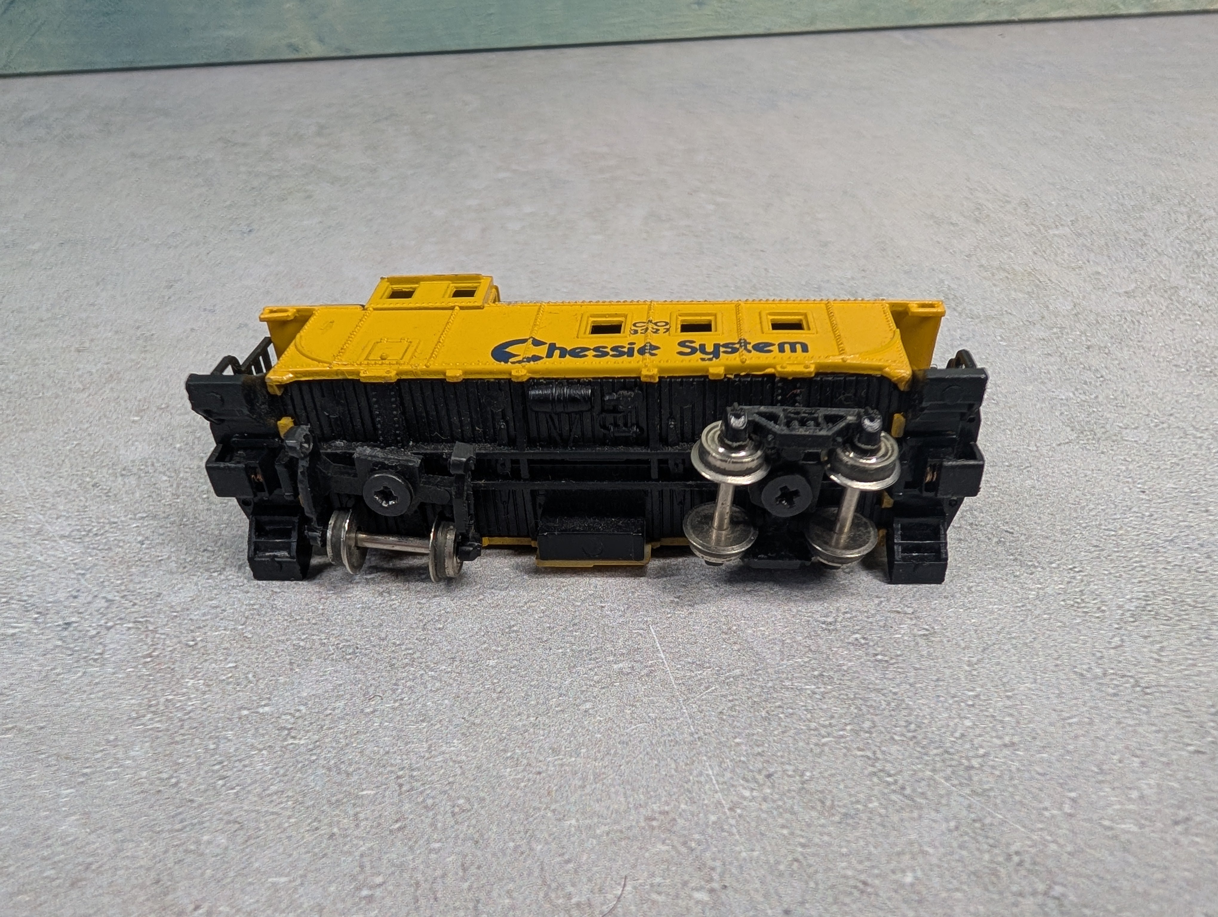 USED Bachmann N Scale Caboose Chessie System C&O #3327