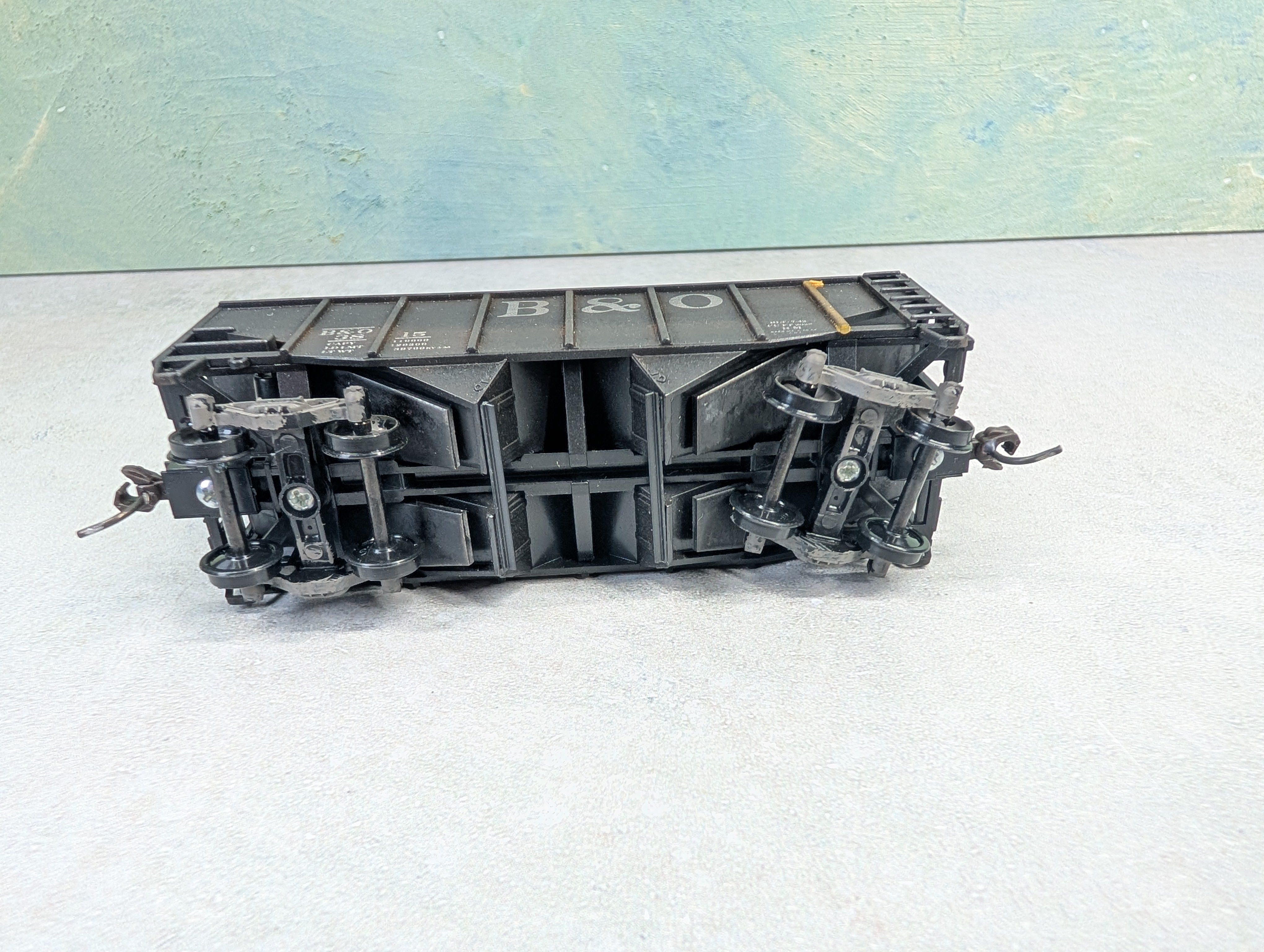 USED Stewart Hobbies HO Scale 2 Bay Open Hopper Baltimore and Ohio B&O #3815 Weathered