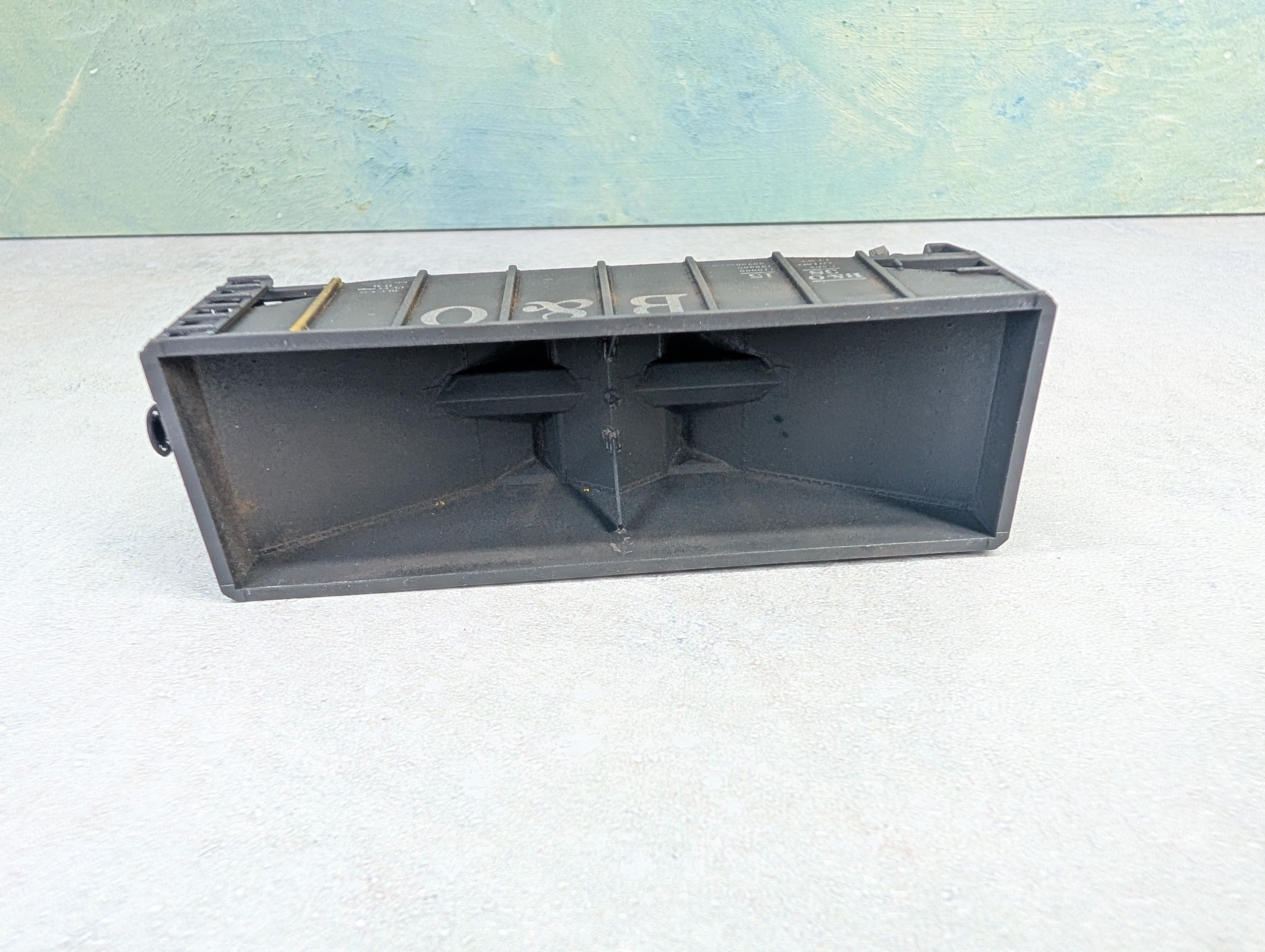 USED Stewart Hobbies HO Scale 2 Bay Open Hopper Baltimore and Ohio B&O #3815 Weathered