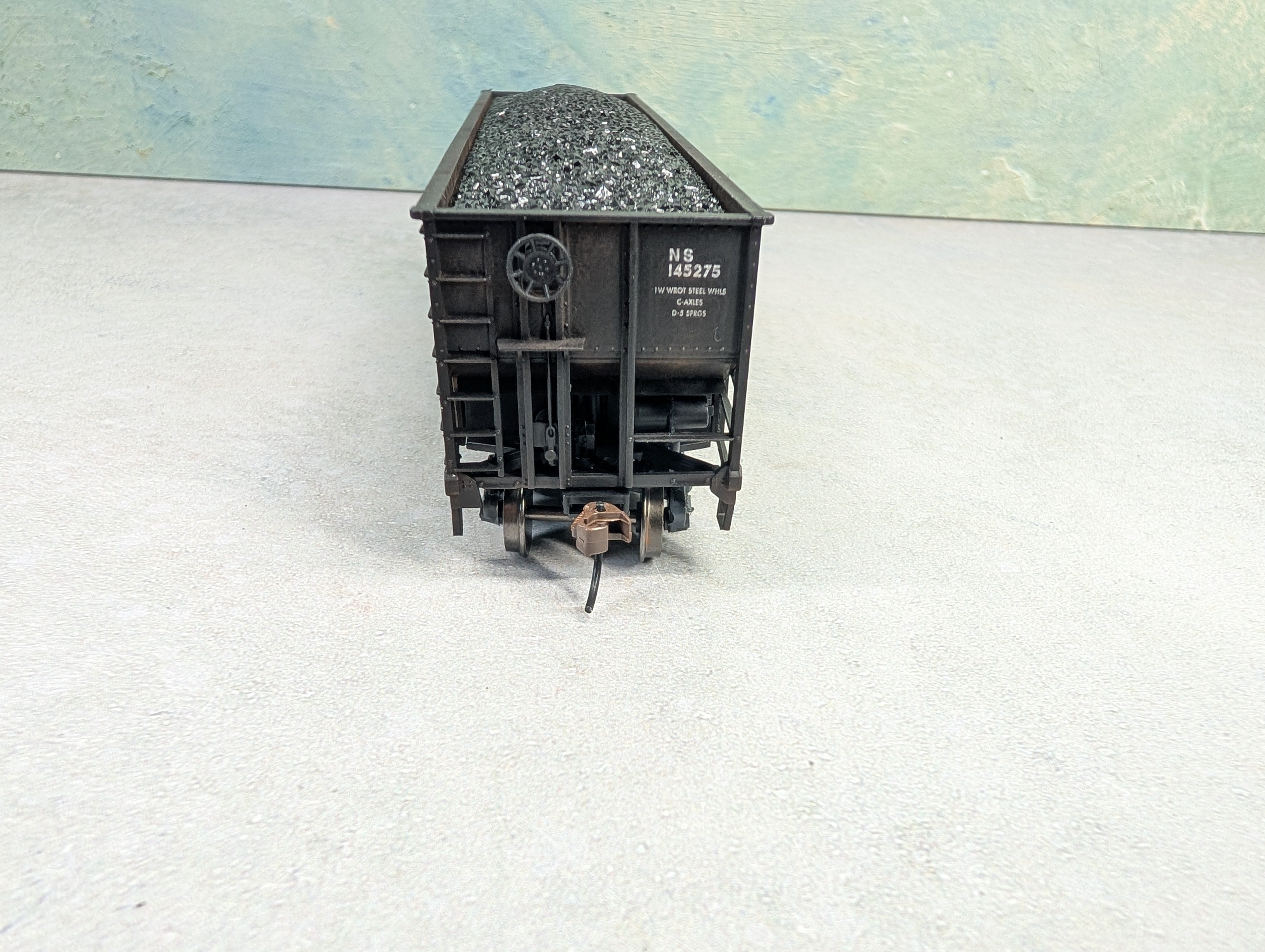 USED Bachmann 18740 HO Scale Bethlehem Steel 100 Ton Hopper Norfolk Southern NS #145275 Weathered