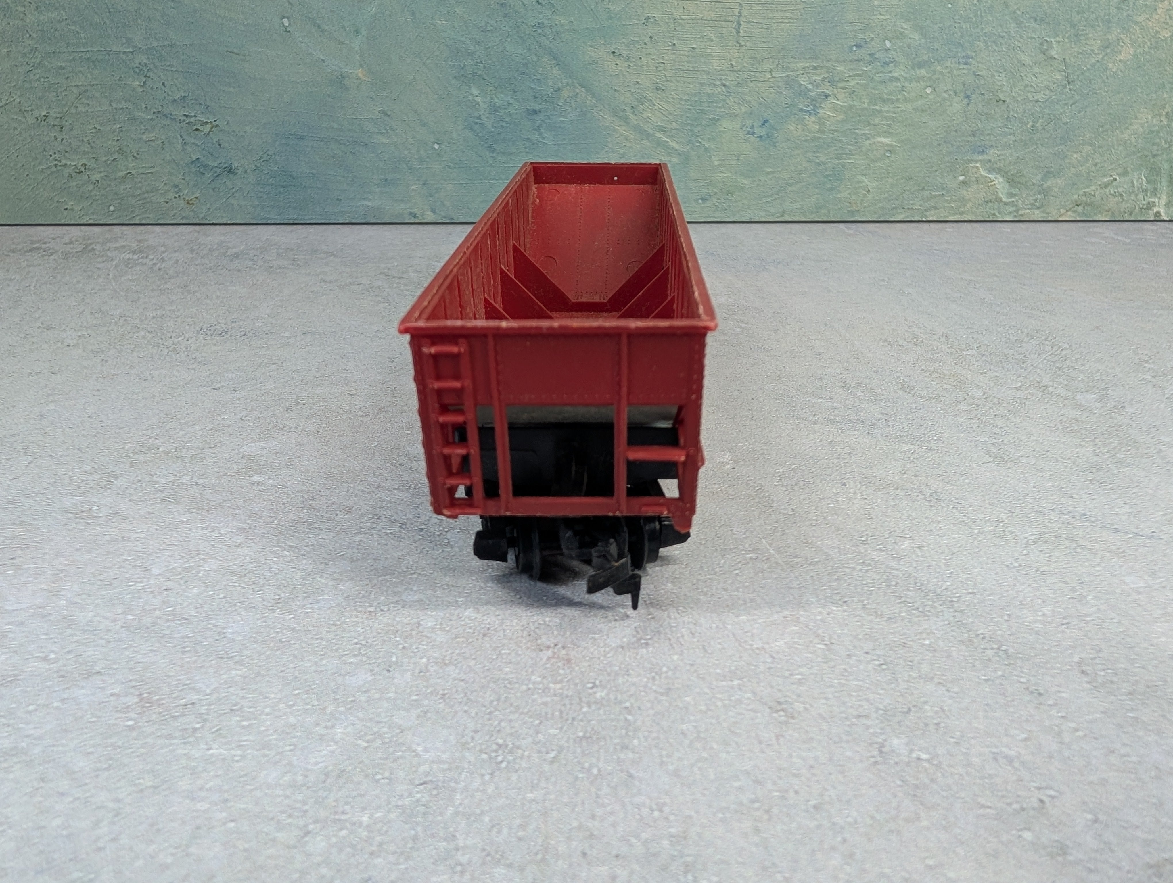 USED Tyco HO Scale Open Hopper Chicago, Burlington and Quincy CB&Q #300747