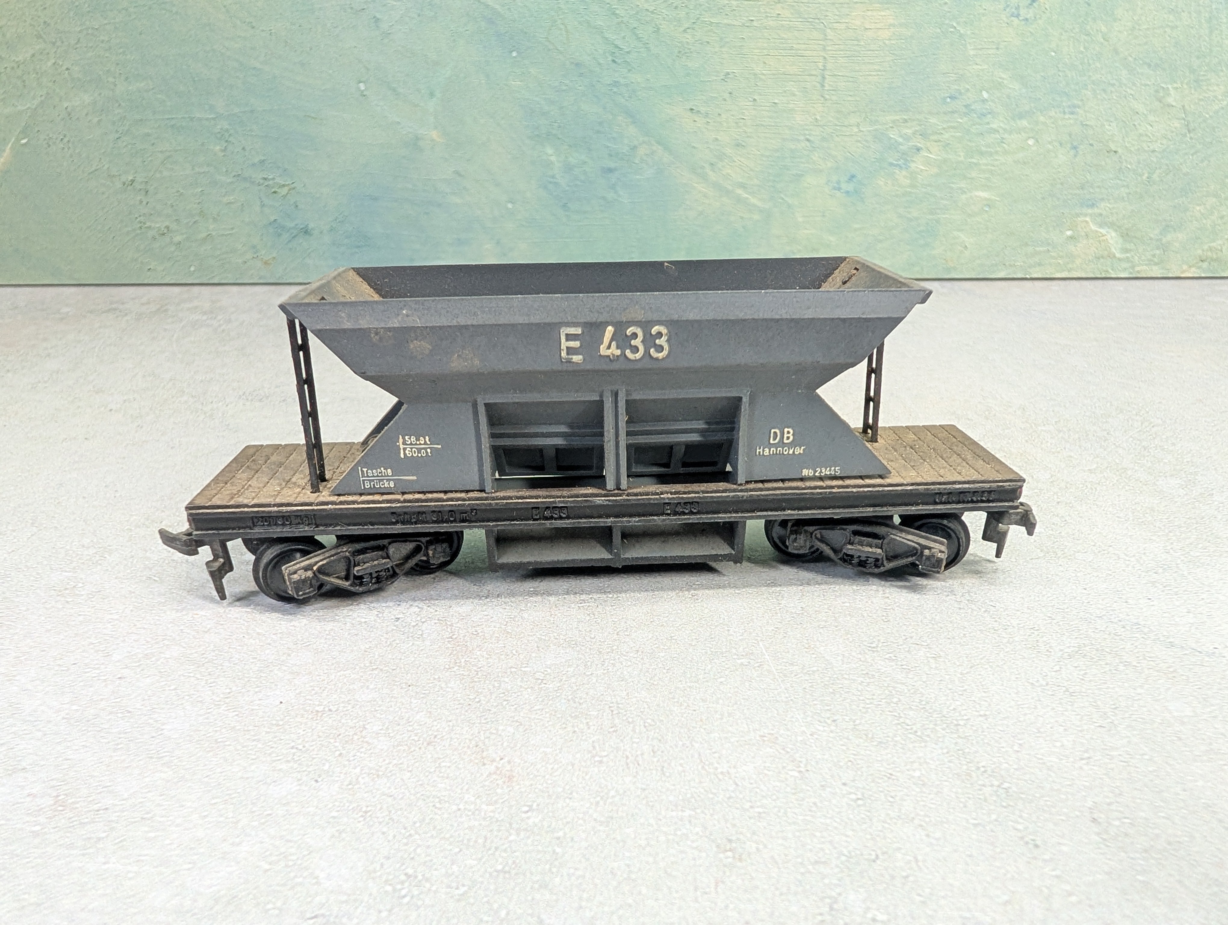 USED Fleischmann HO Scale Gravel Ballast Wagon #E433