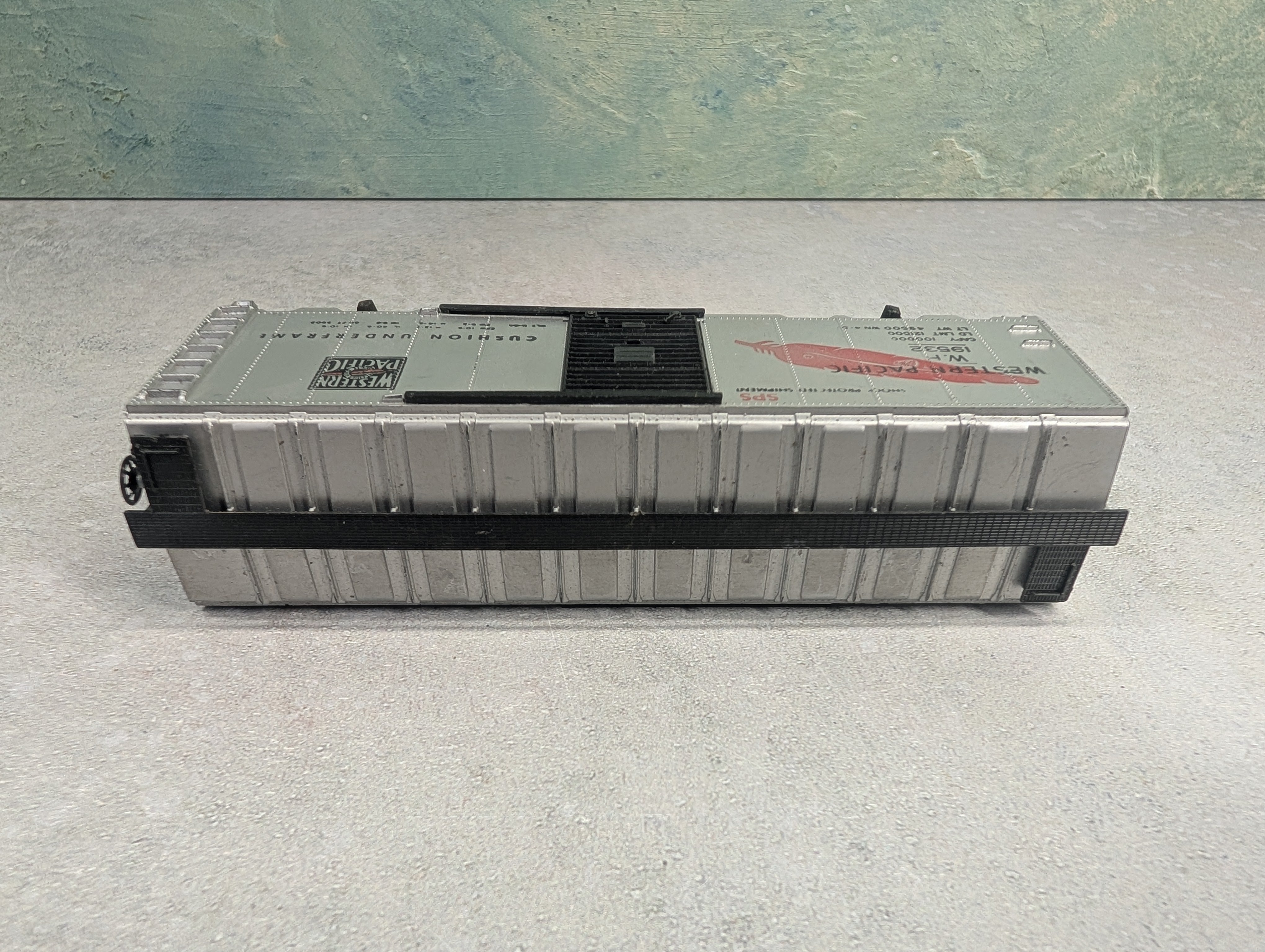 USED Athearn HO Scale 40' Box Car Western Pacific WP #19532