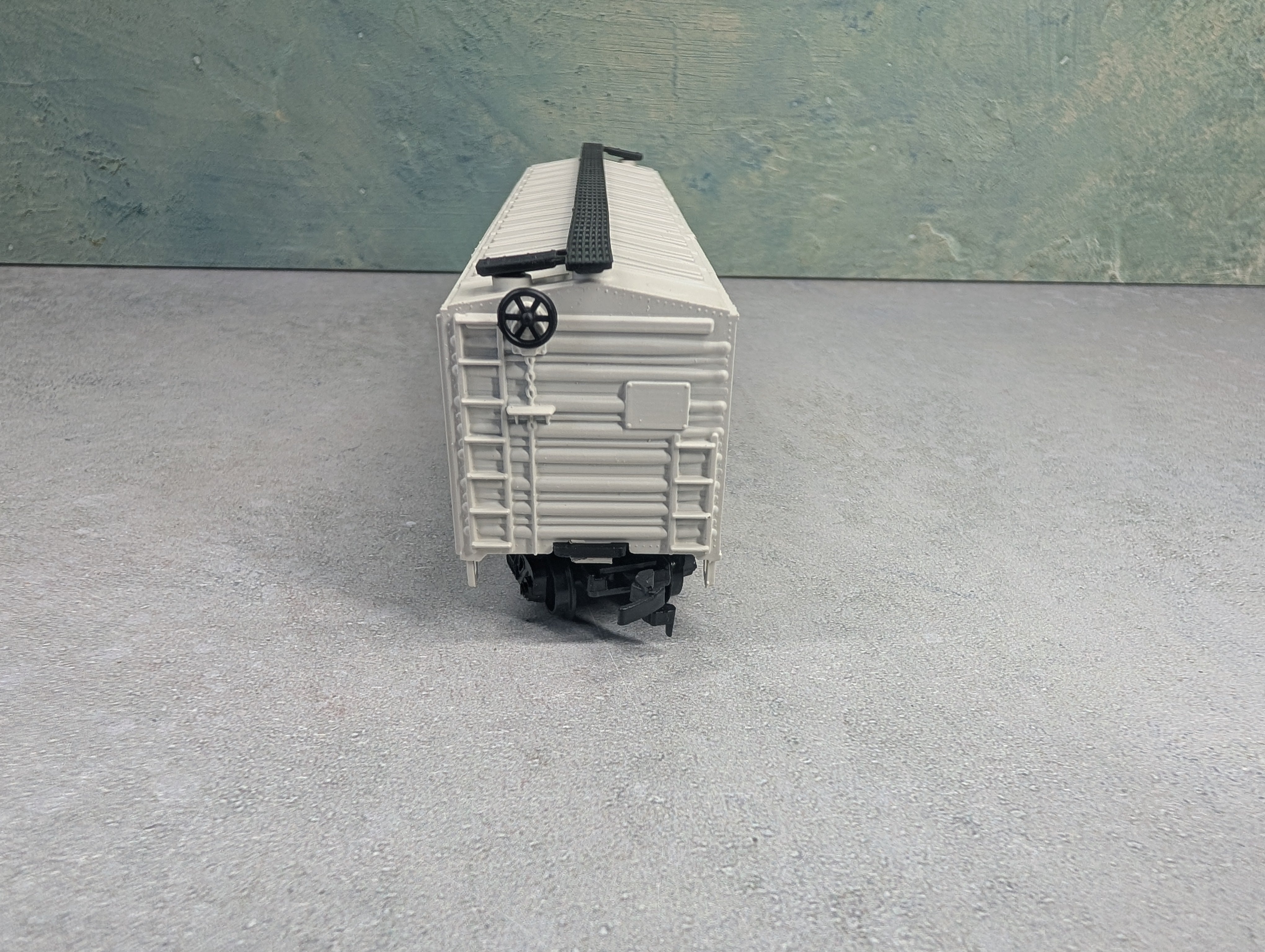 USED HO Scale 50' Box Car Duro It Right!