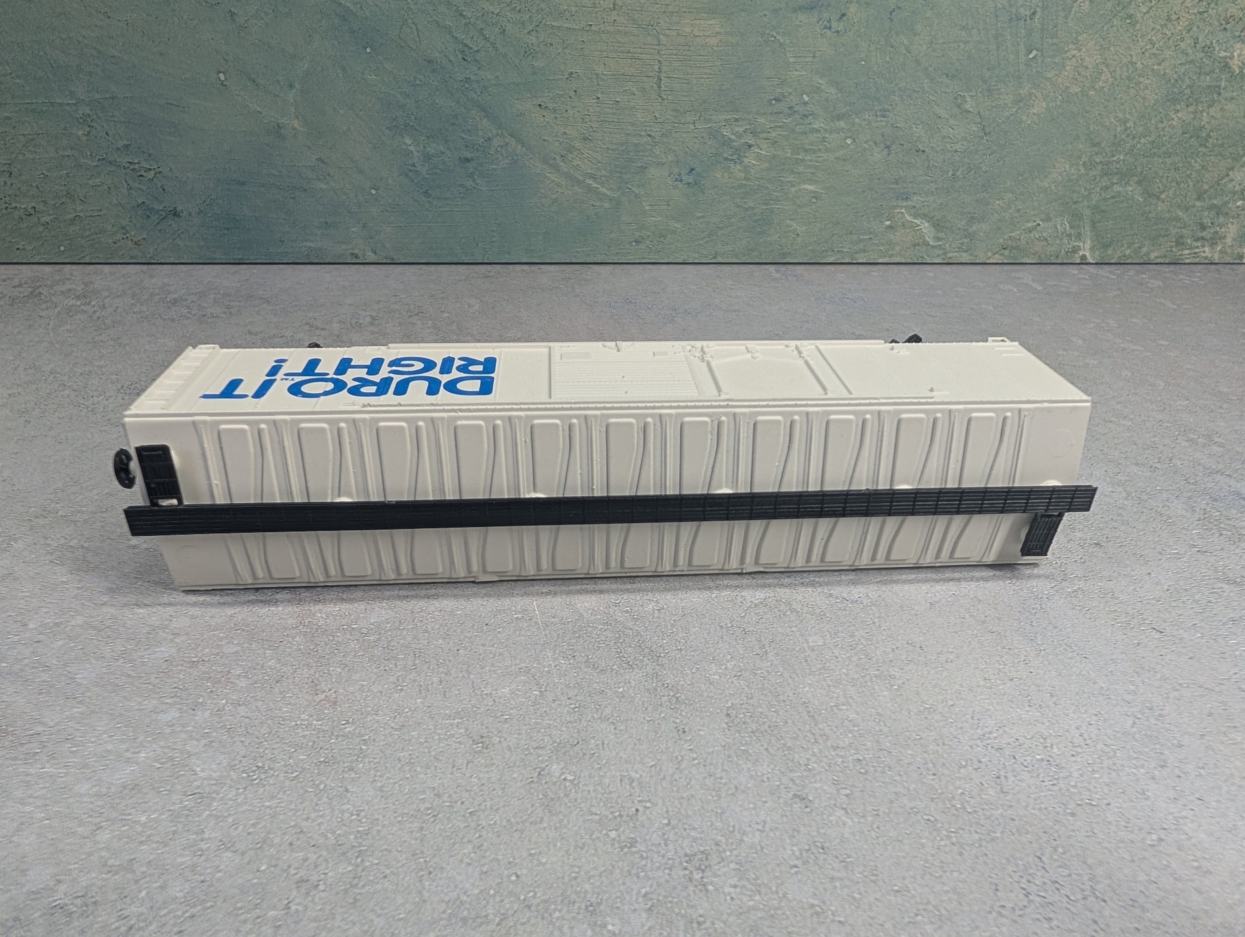 USED HO Scale 50' Box Car Duro It Right!