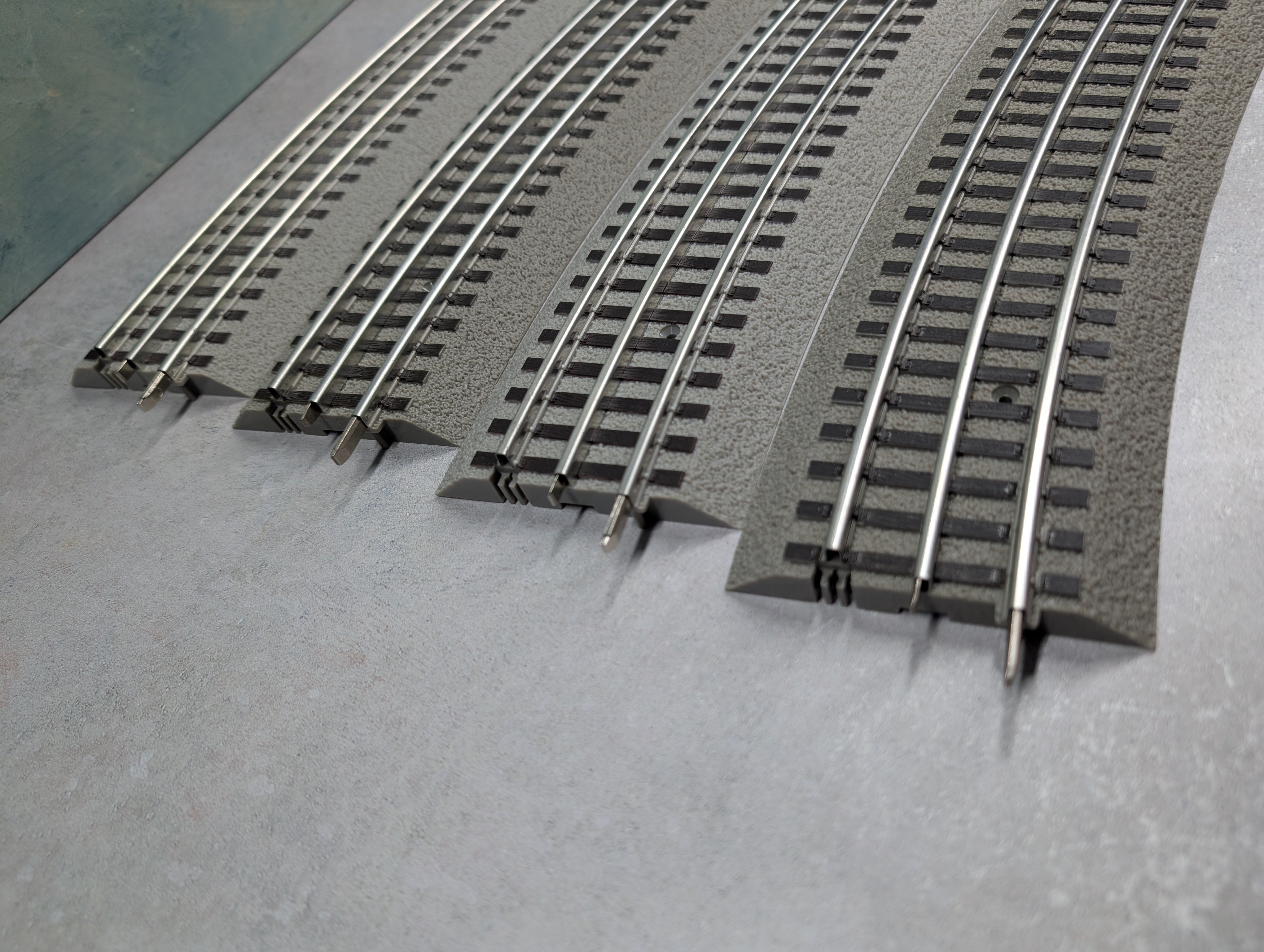 USED Lionel O O60 Full Curve Fastrack 060 (4 pcs)