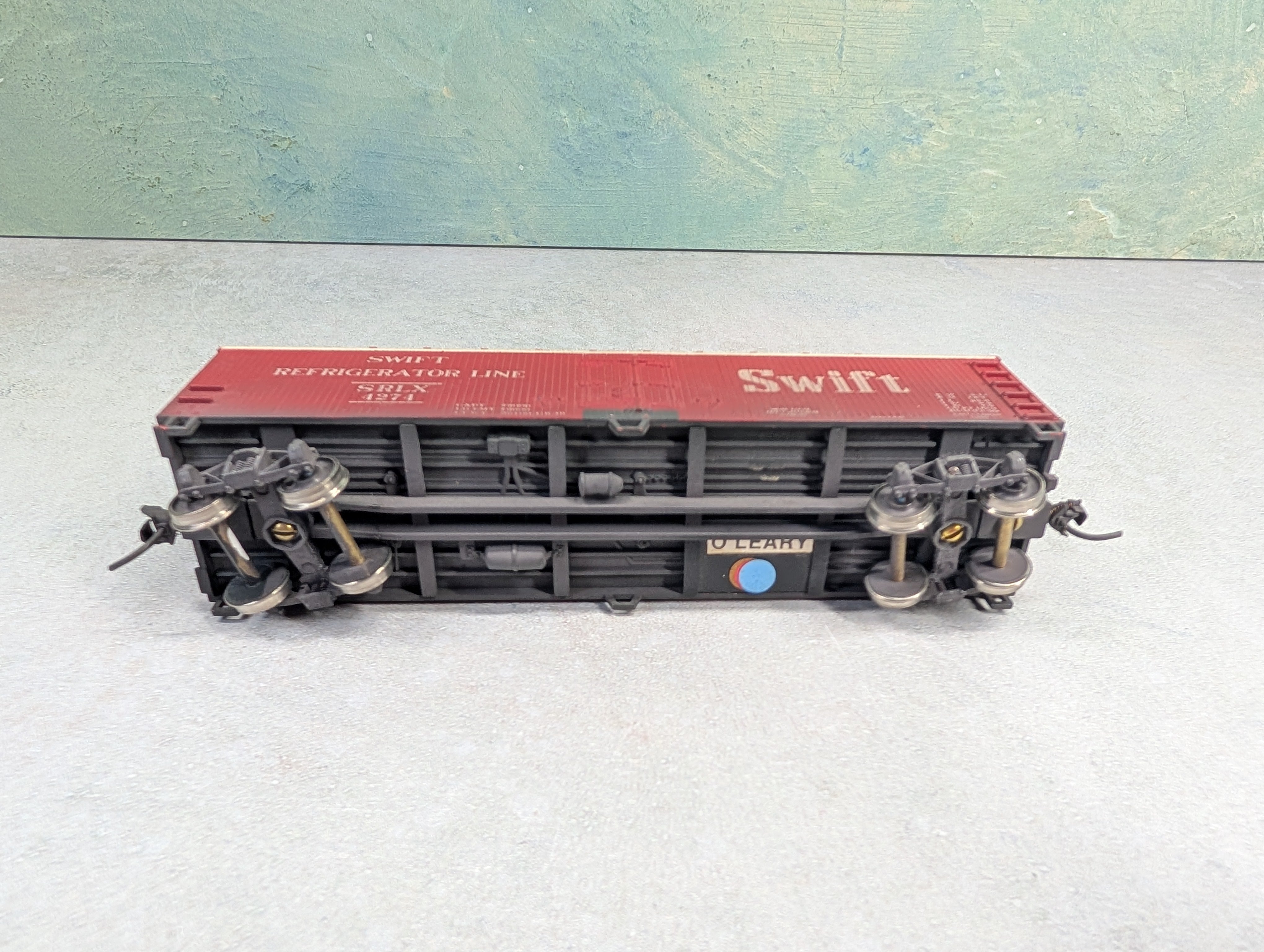 USED TRAIN MINIATURE HO Scale Wooden Reefer Swift SRLX #4274 Weathered