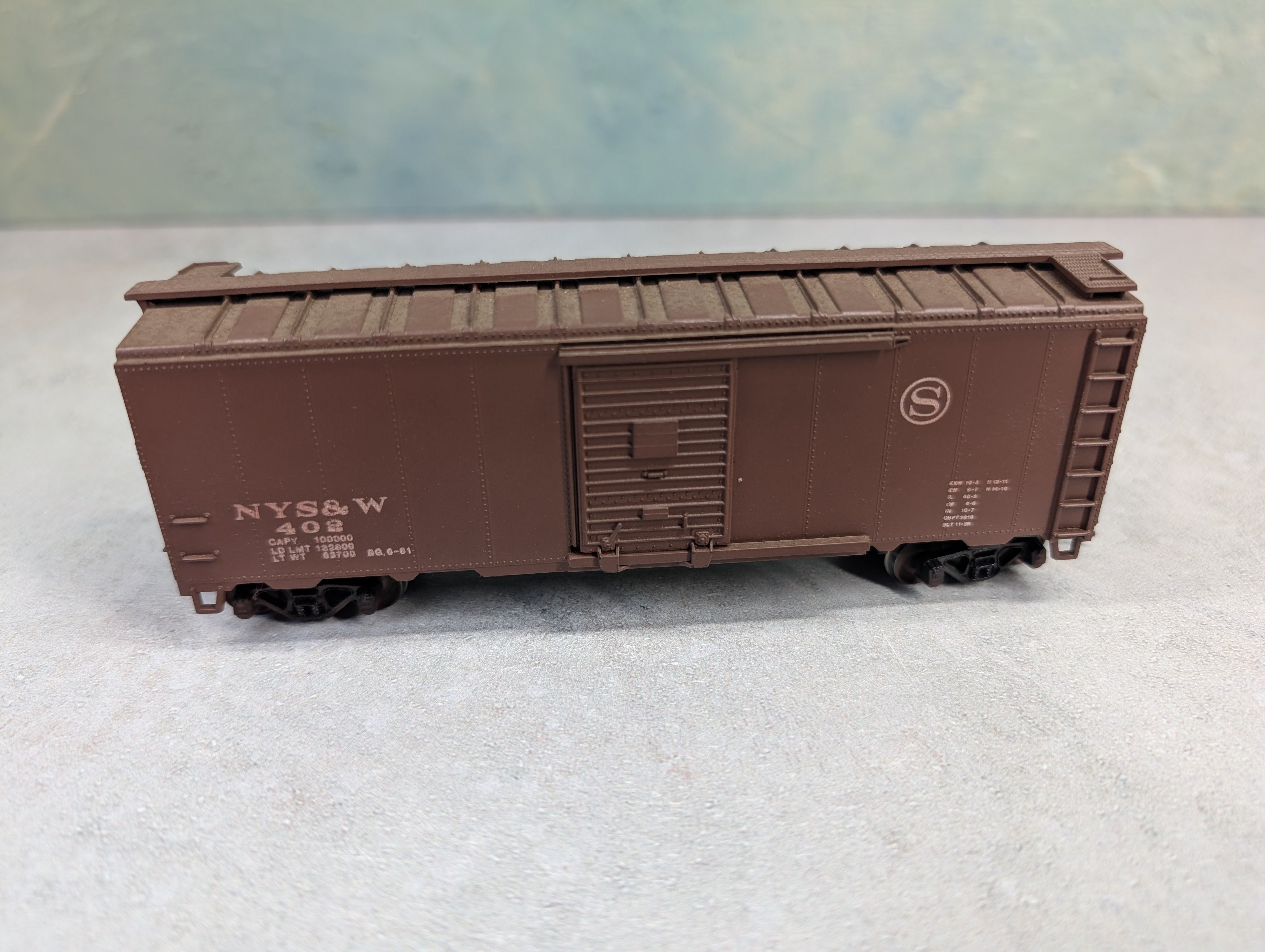 USED Athearn HO Scale 40' Box Car New York, Susquehanna and Western NYS&W #402 Weathered