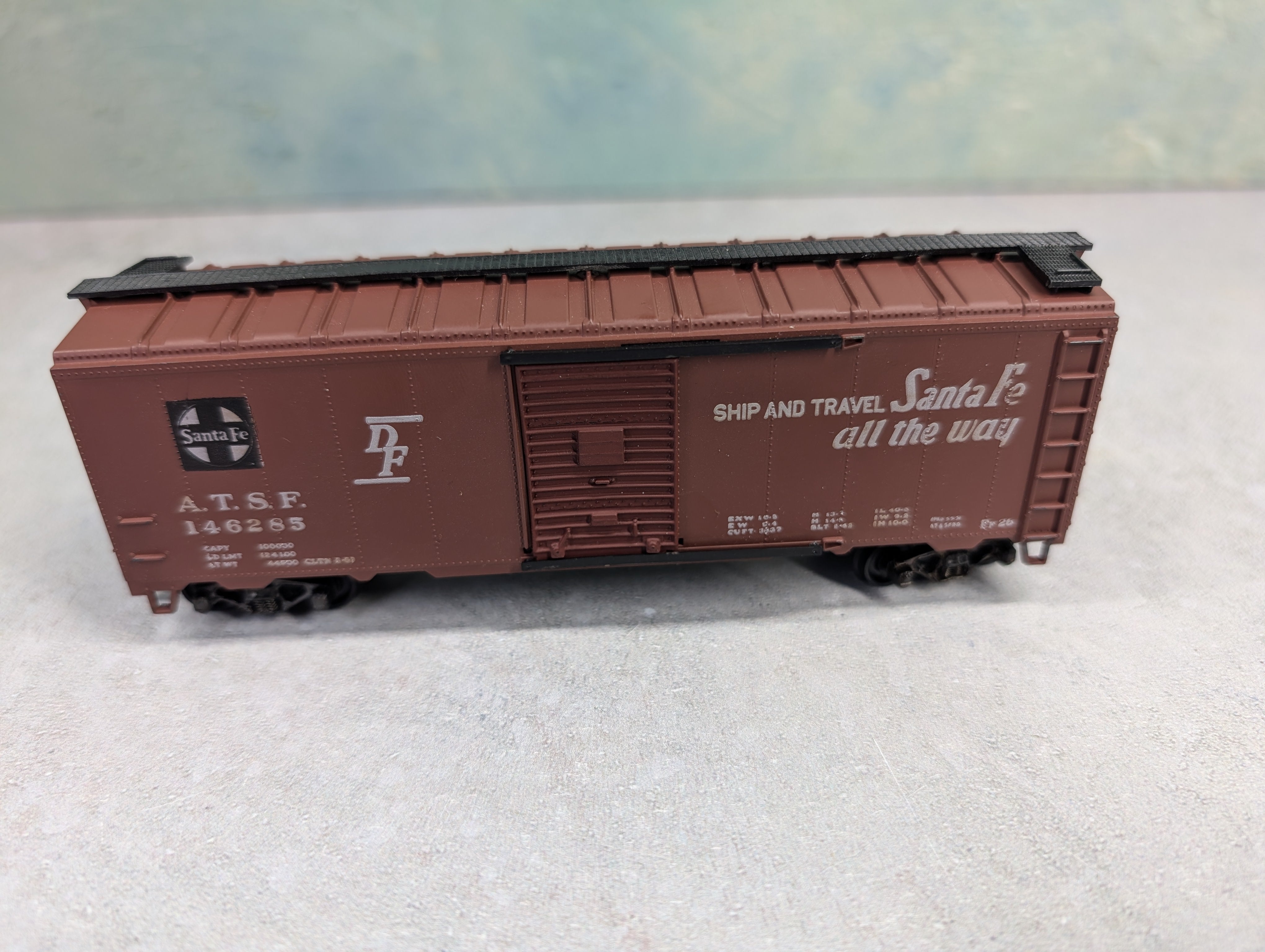 USED Athearn HO Scale 40' Box Car Santa Fe ATSF #146285 El Capitan