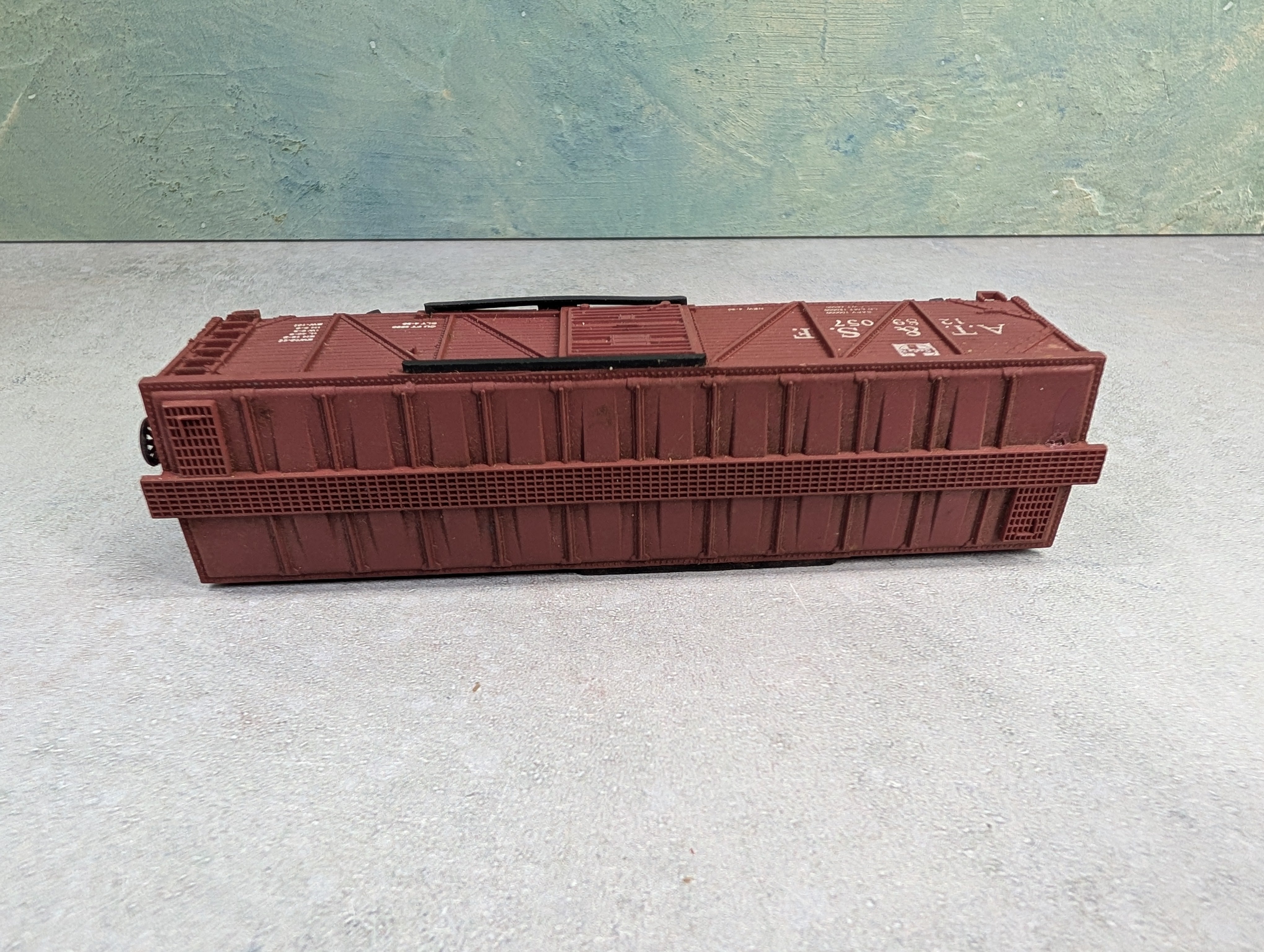 USED Life-Like HO Scale 40' Wooden Box Car Santa Fe ATSF #1289057