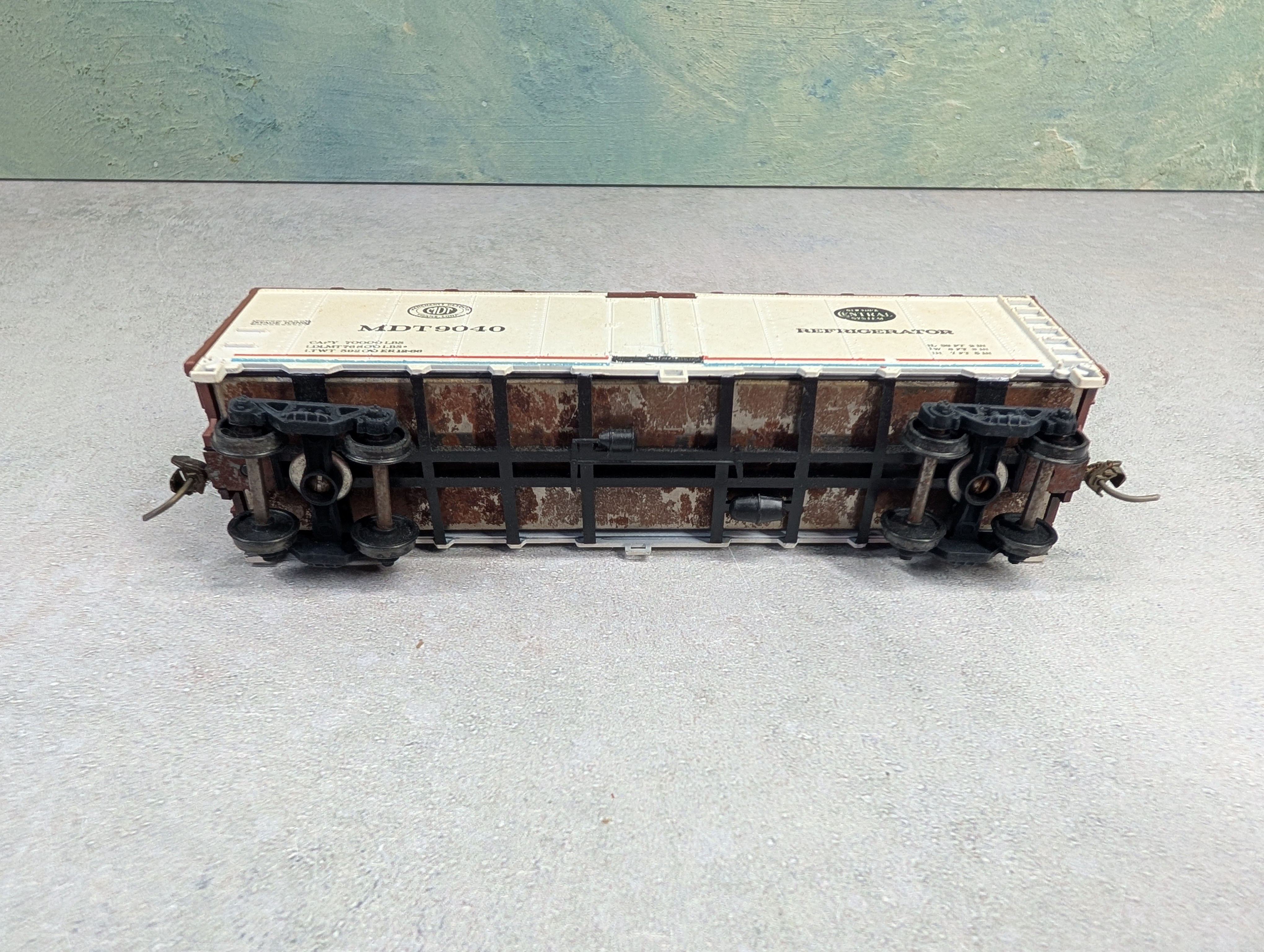 USED Athearn HO Scale 40' Reefer New York Central MDT #9040