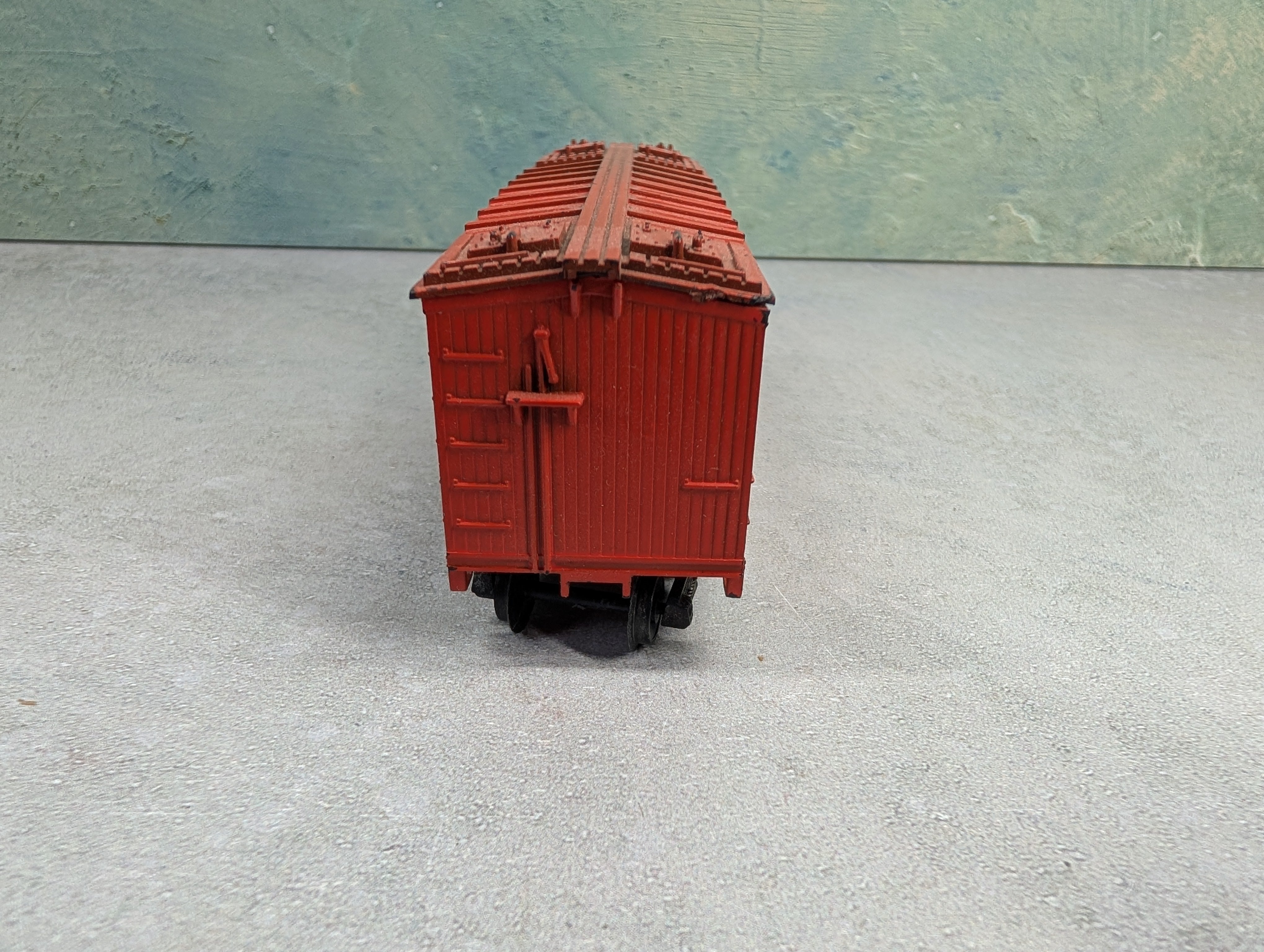 USED Varney HO Scale Wooden Box Car Wilson's WCLX #9350