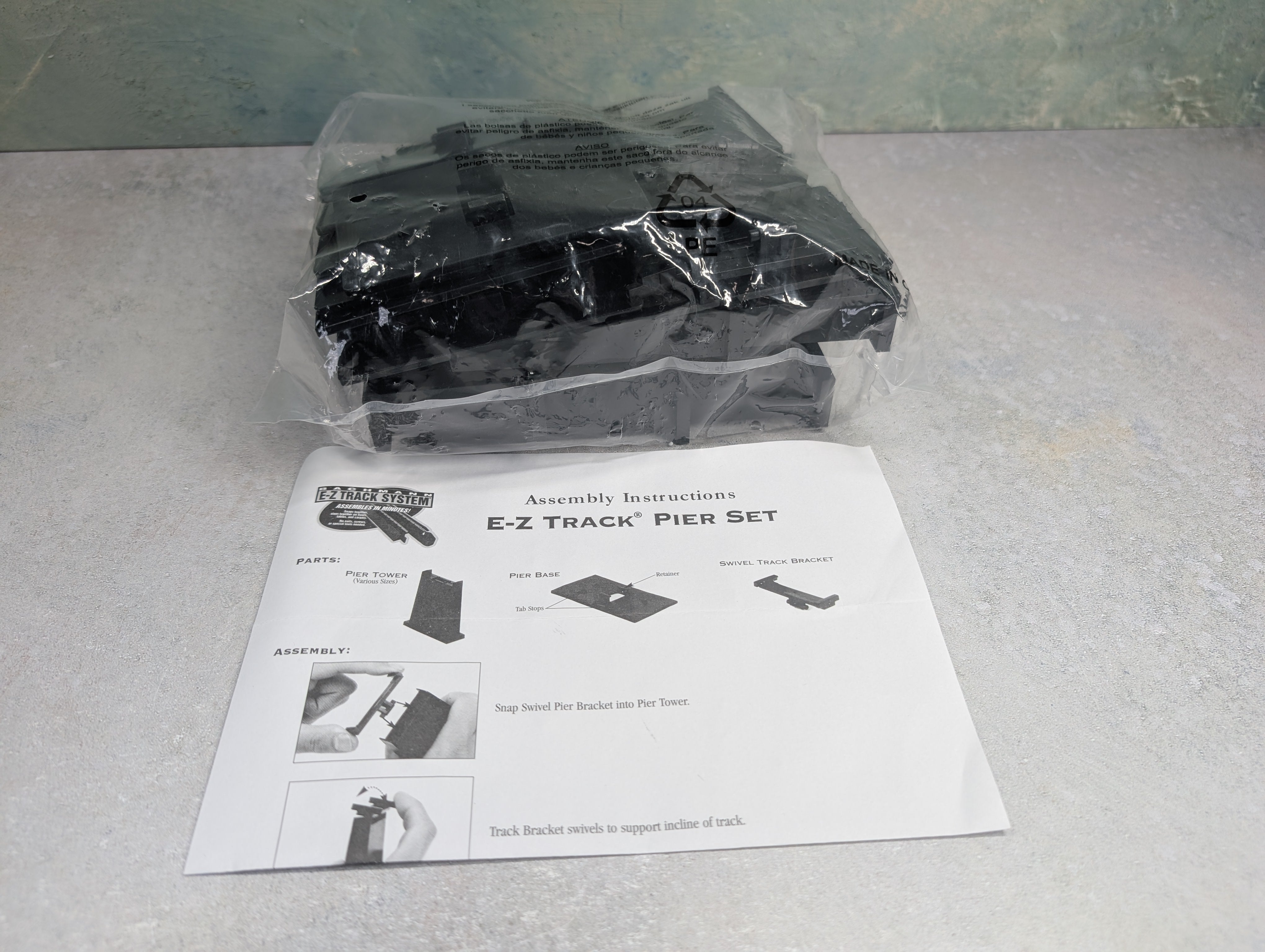 USED Bachmann HO Scale E-Z Track Pier Set