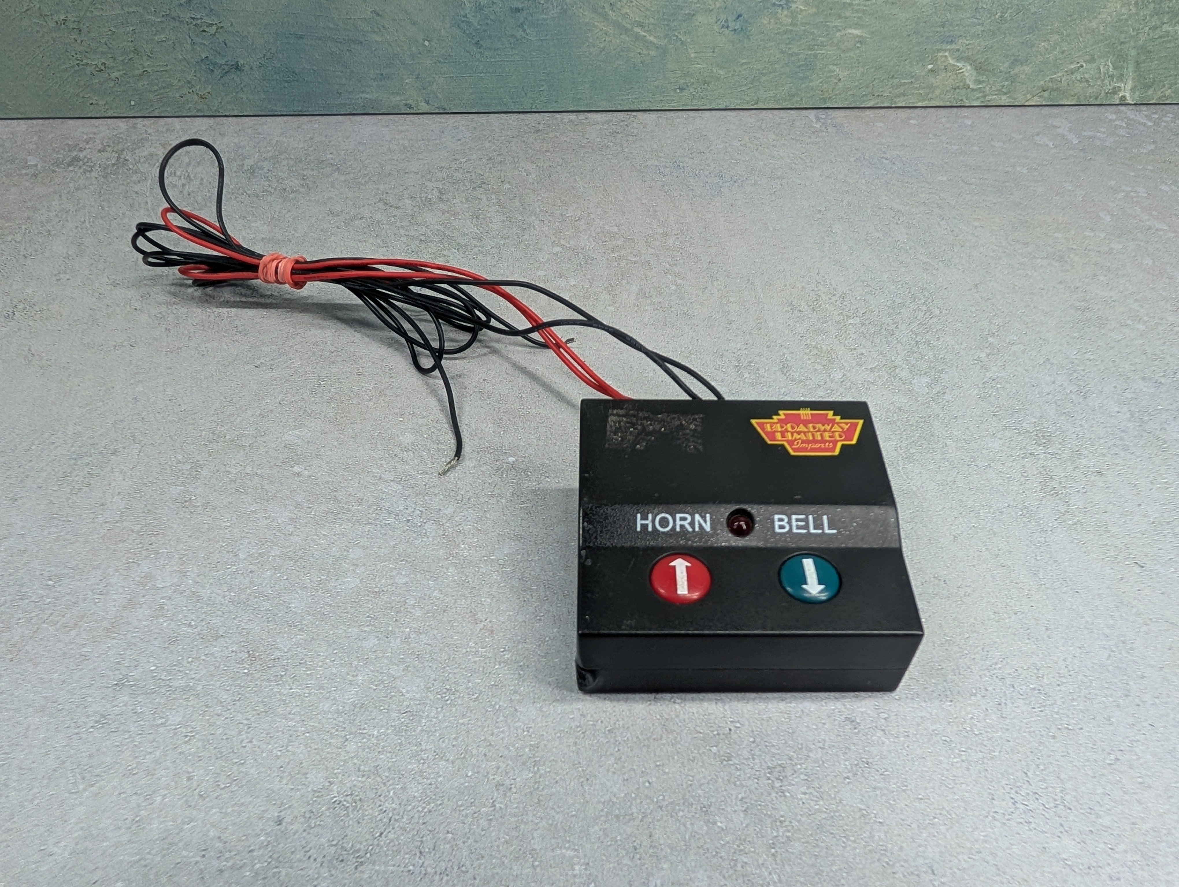 USED Broadway Limited 1001 HO Scale Sidekick DC Quantum 2-Button Horn/Bell Activator - Tested