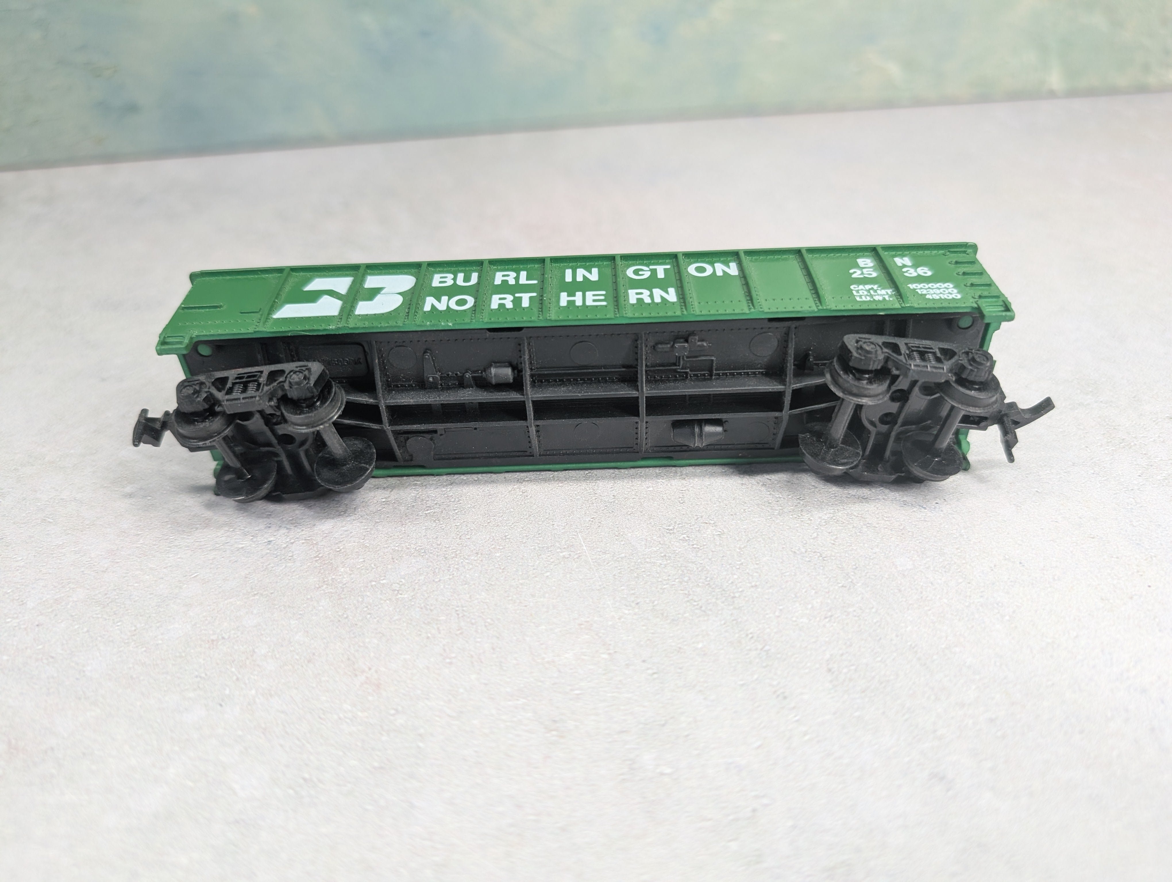 USED Tyco HO Scale 40' Gondola Burlington Northern BN #2536
