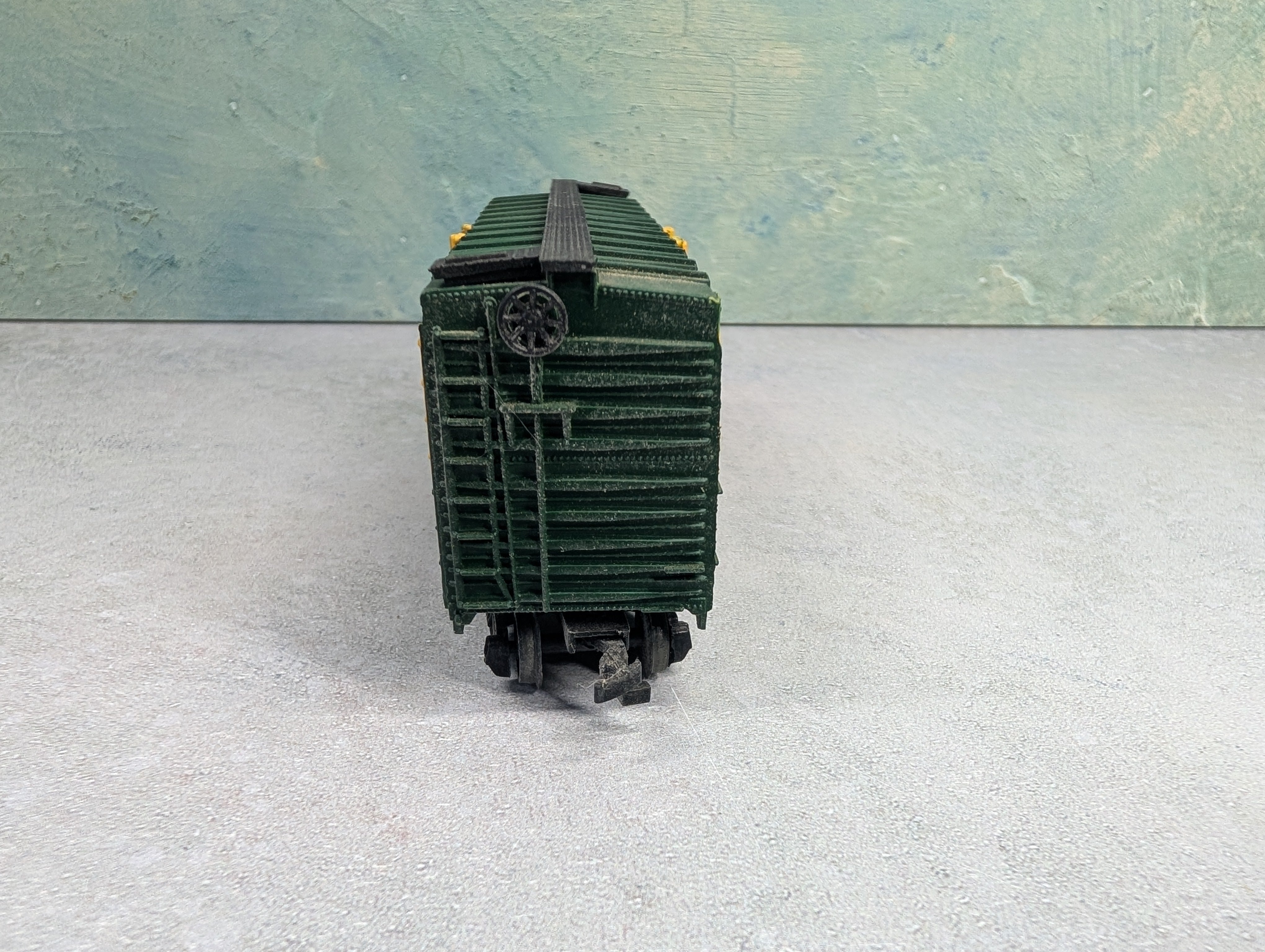 USED Bachmann HO Scale 40' Cattle Stock Car Chicago & North Western CNW #14332