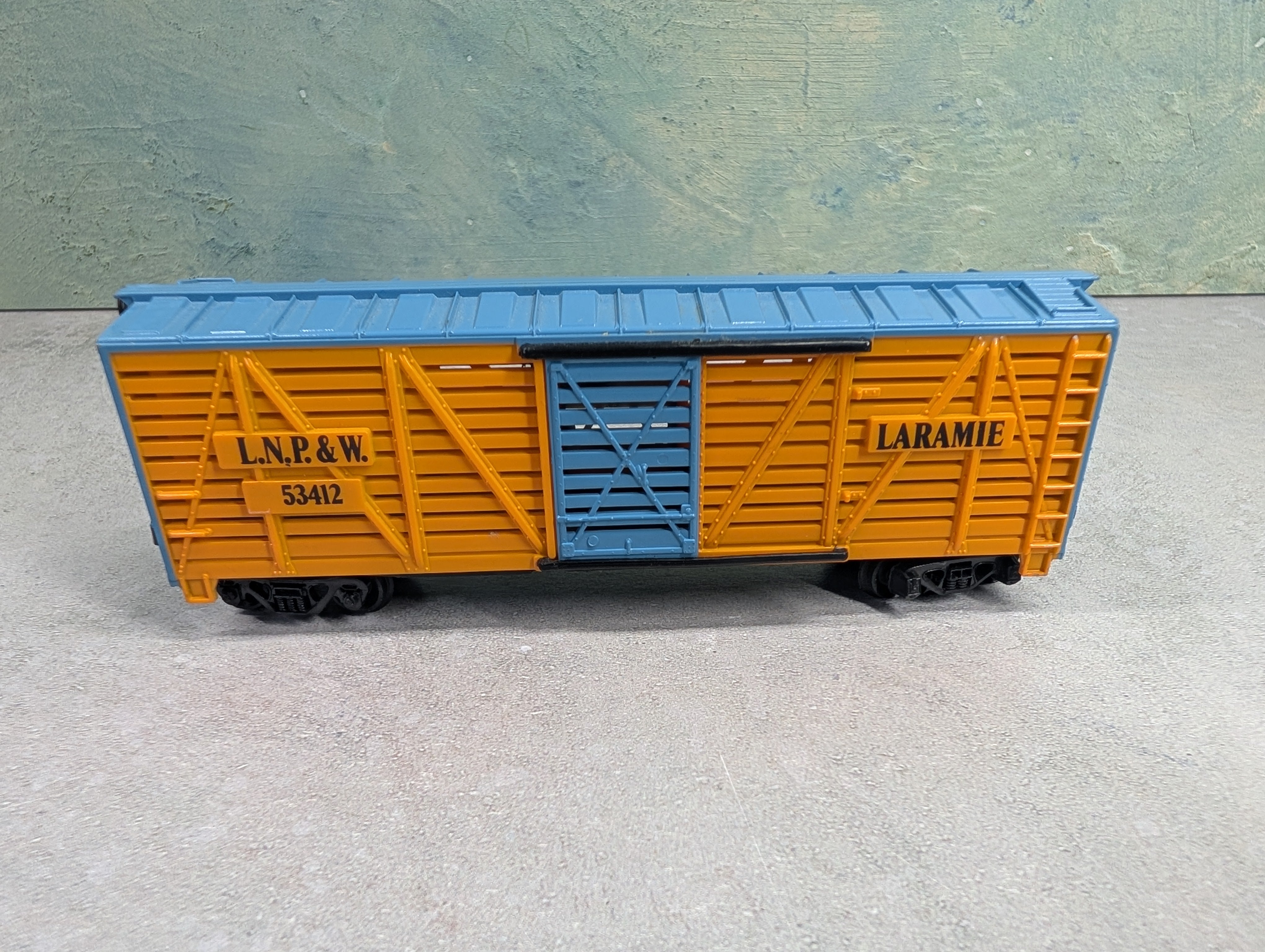 USED Tyco HO Scale 40' Cattle Stock Car Laramie LNP&W #53412