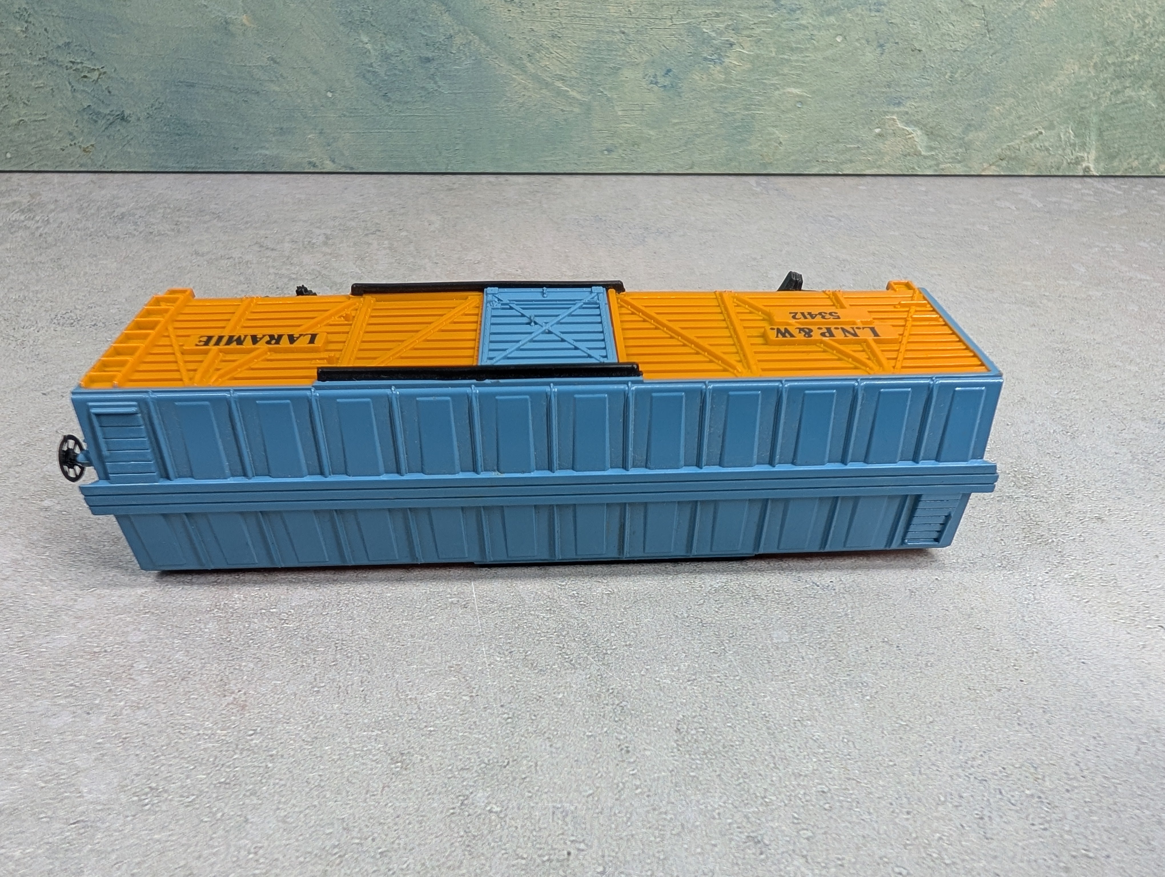 USED Tyco HO Scale 40' Cattle Stock Car Laramie LNP&W #53412