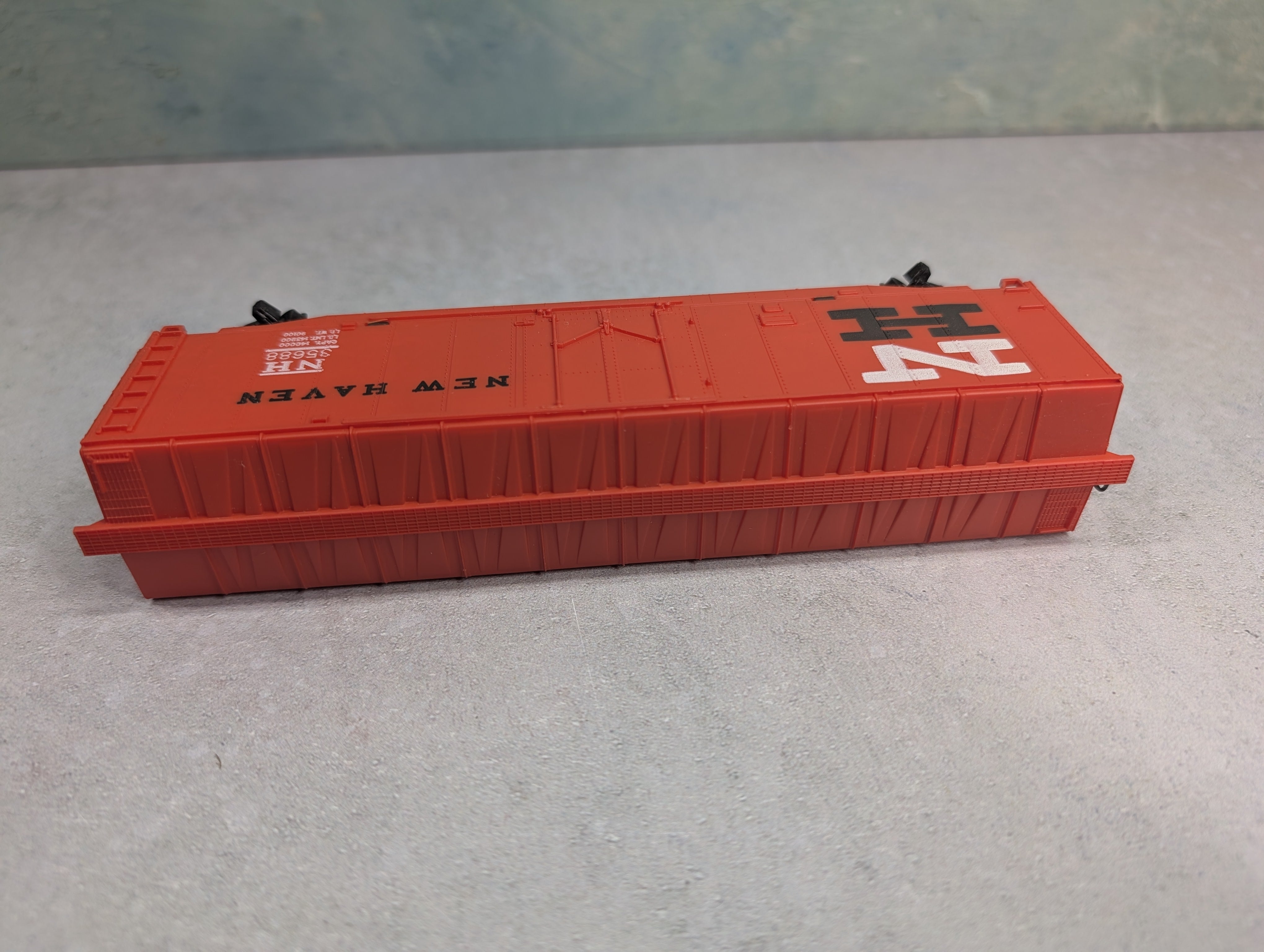 USED Tyco HO Scale 50' Box Car New Haven NH #35688