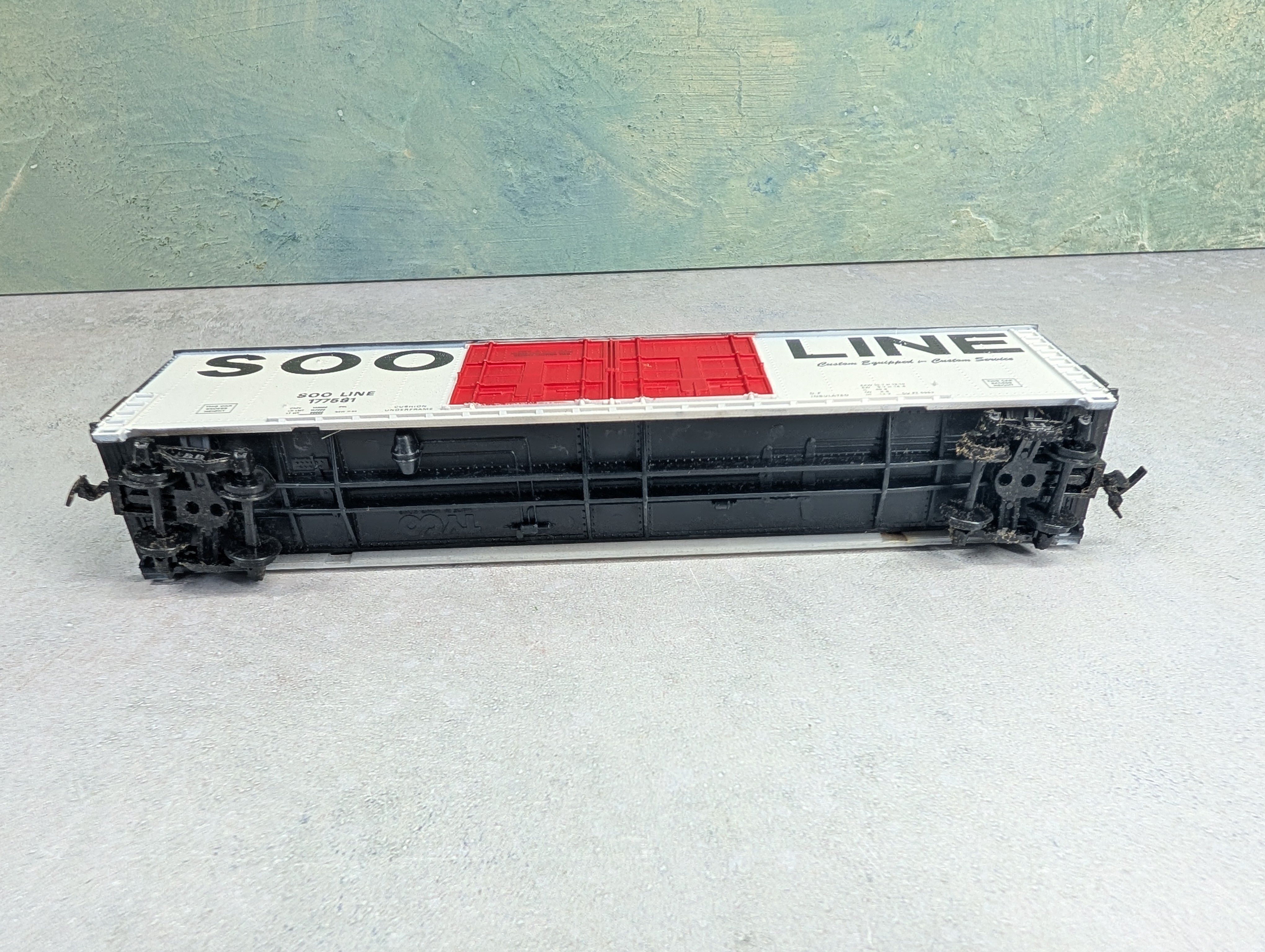 USED Tyco HO Scale 60' DD Box Car SOO Line #177581