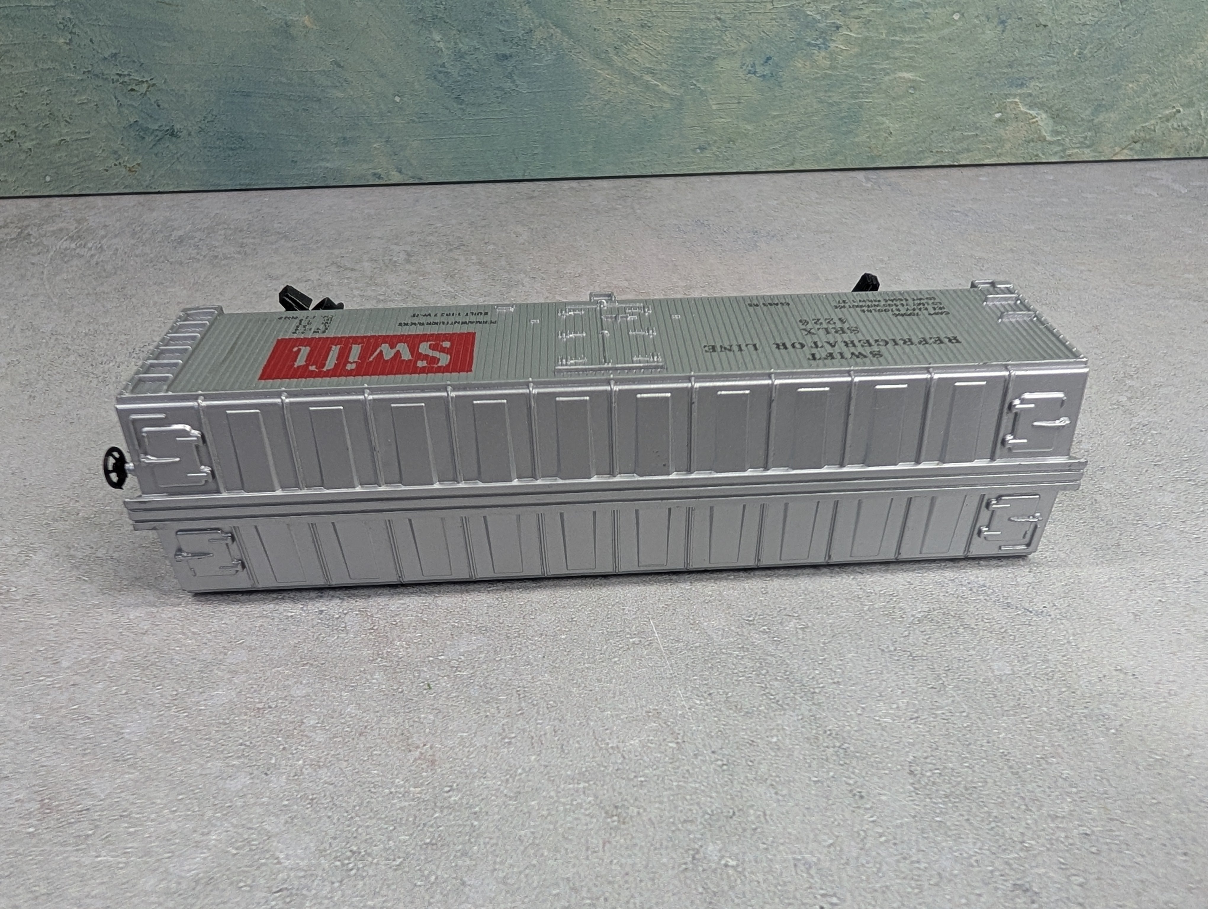 USED Tyco HO Scale 41' Wooden Reefer Box Car Swift Refrigerator Line SRLX #4226