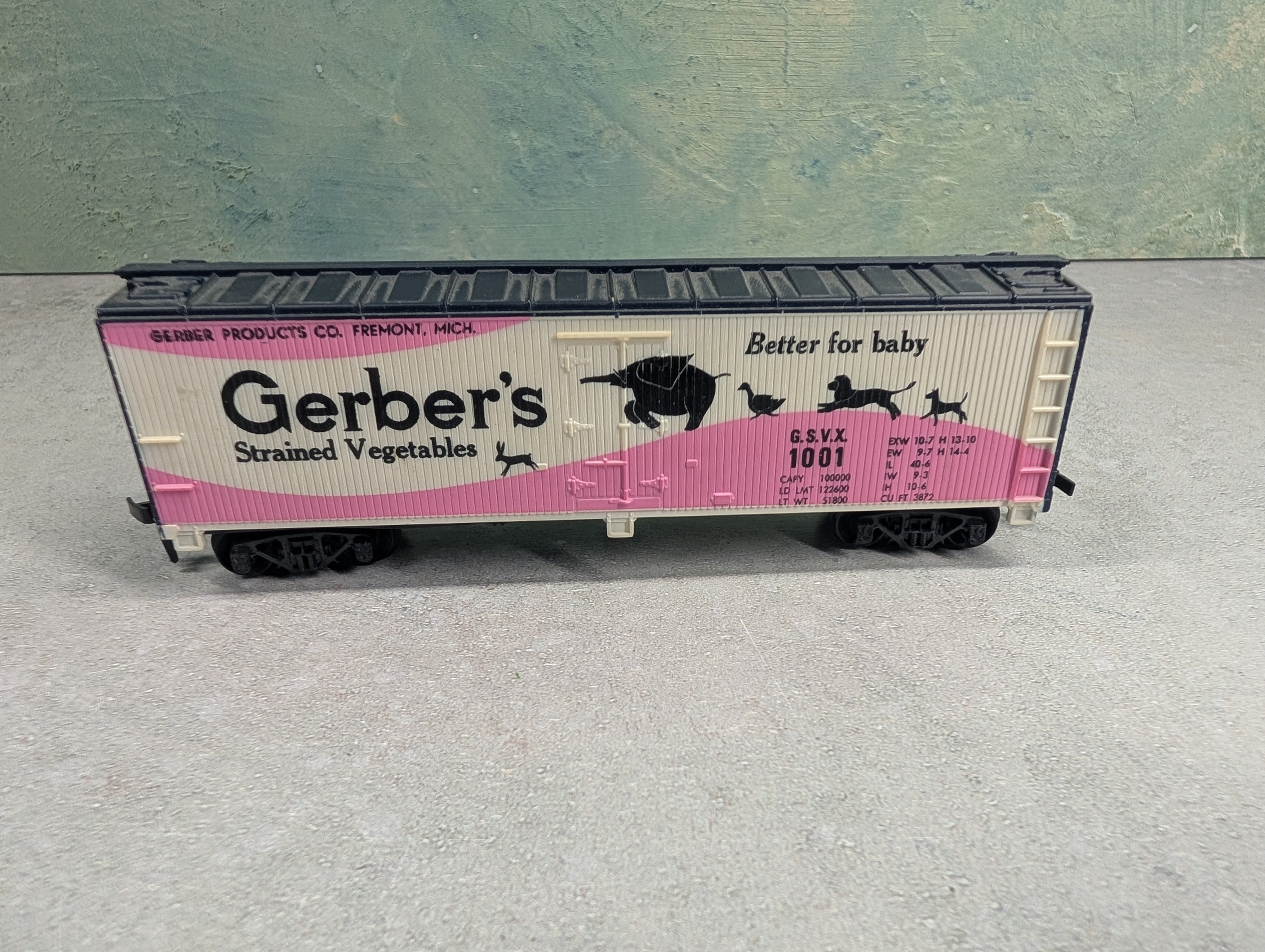 USED Tyco HO Scale 41' Wooden Reefer Box Car Gerber's GSVX #1001