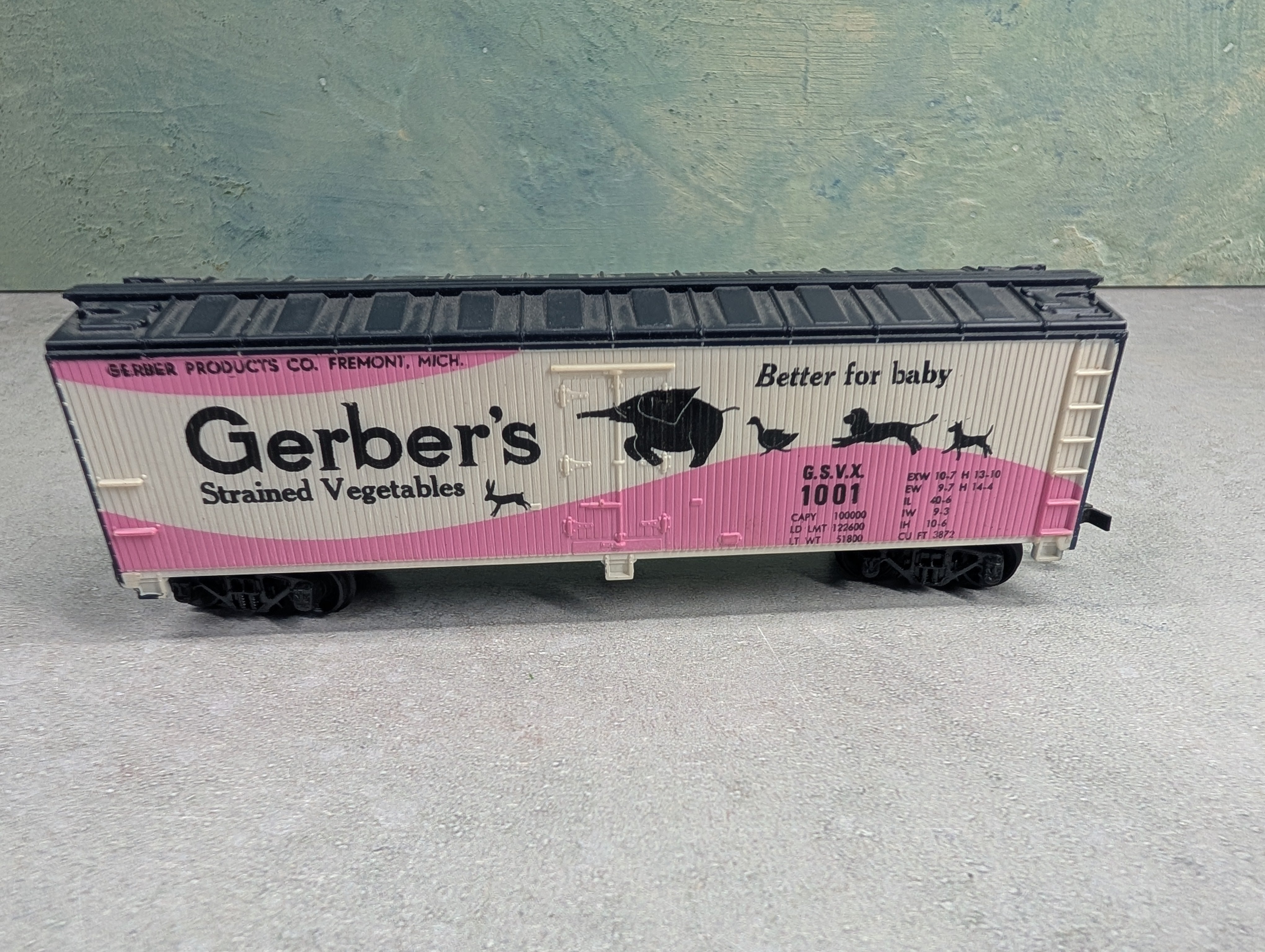 USED Tyco HO Scale 41' Wooden Reefer Box Car Gerber's GSVX #1001