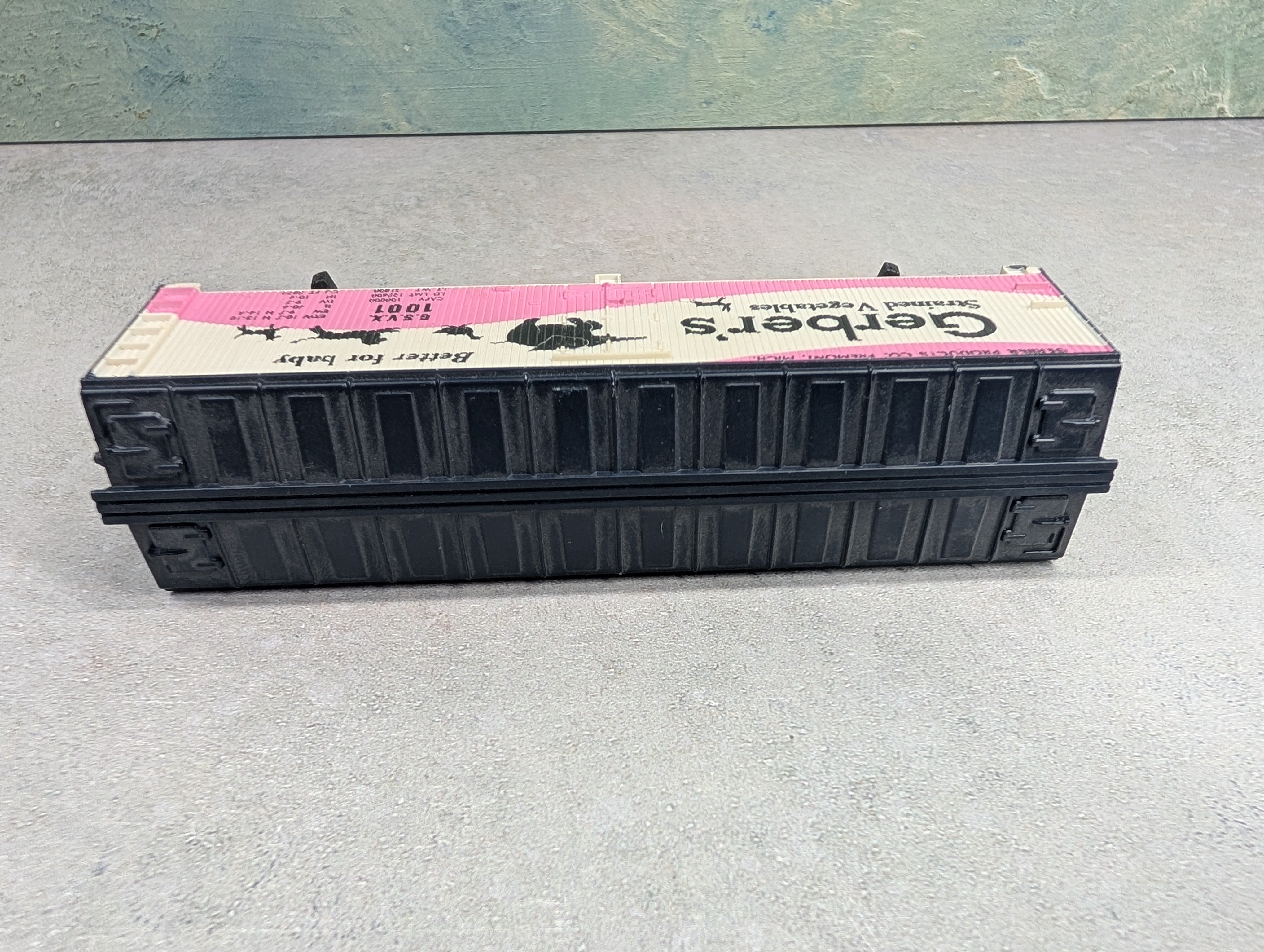 USED Tyco HO Scale 41' Wooden Reefer Box Car Gerber's GSVX #1001