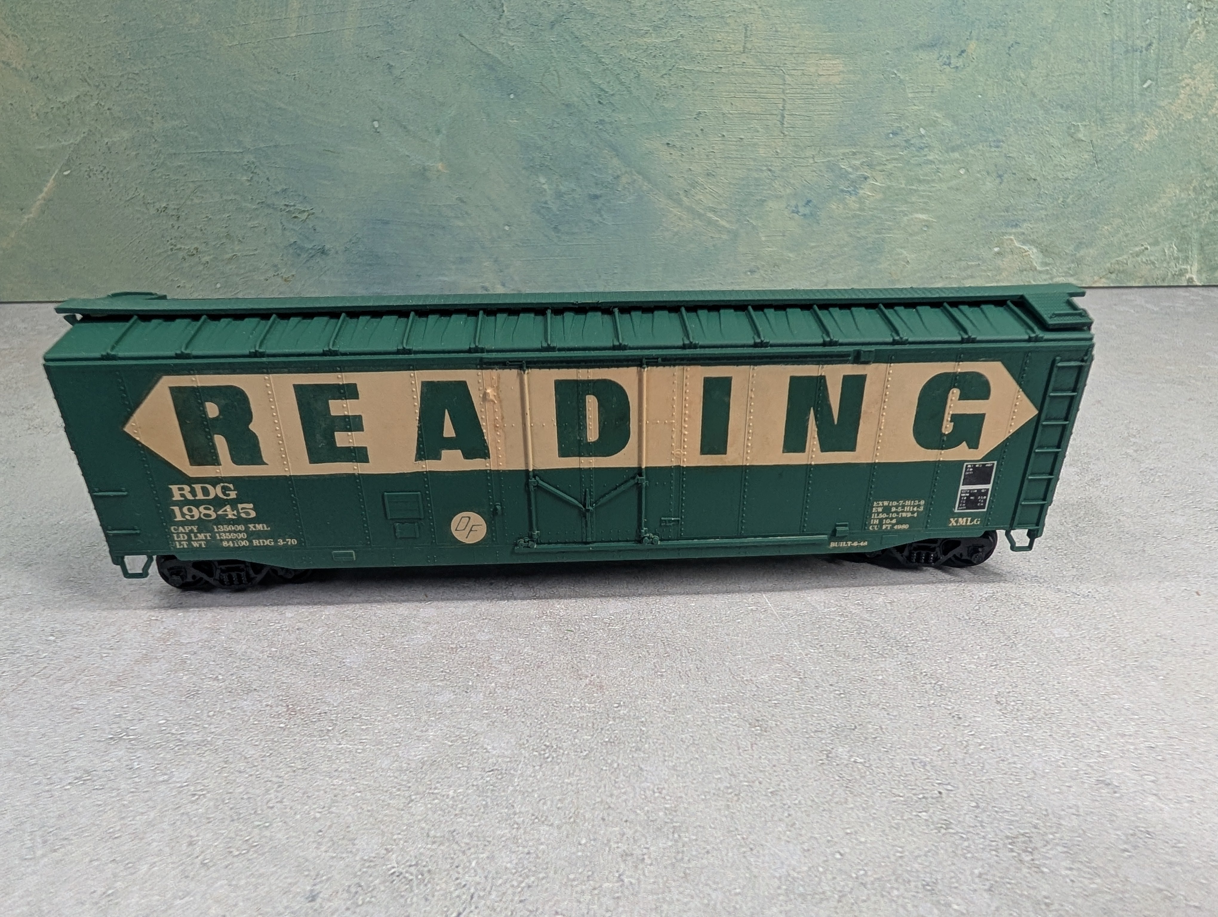USED Athearn HO Scale 50' Box Car Reading RDG #19845